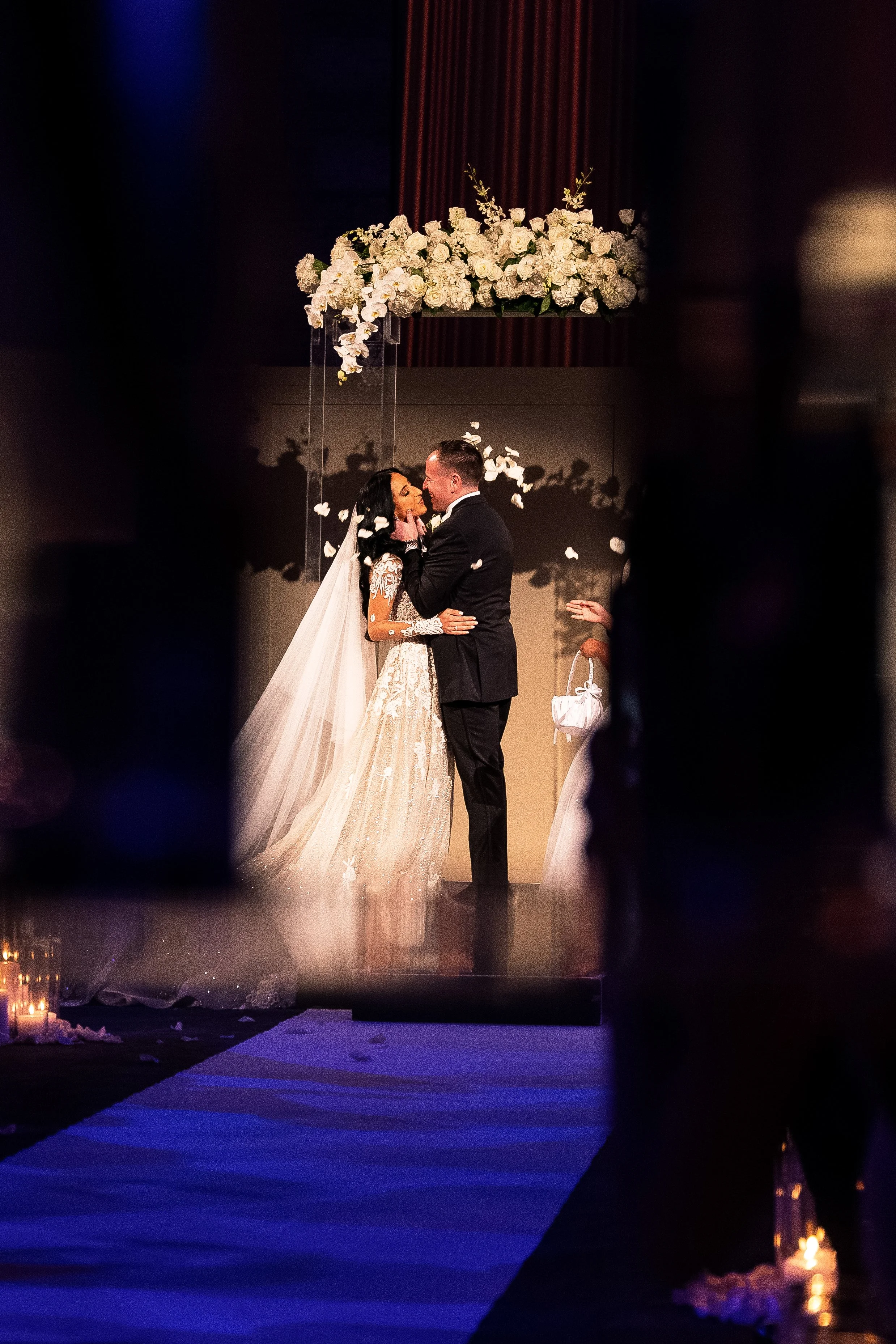 you may now kiss the bride! wedding ceremony in nyc