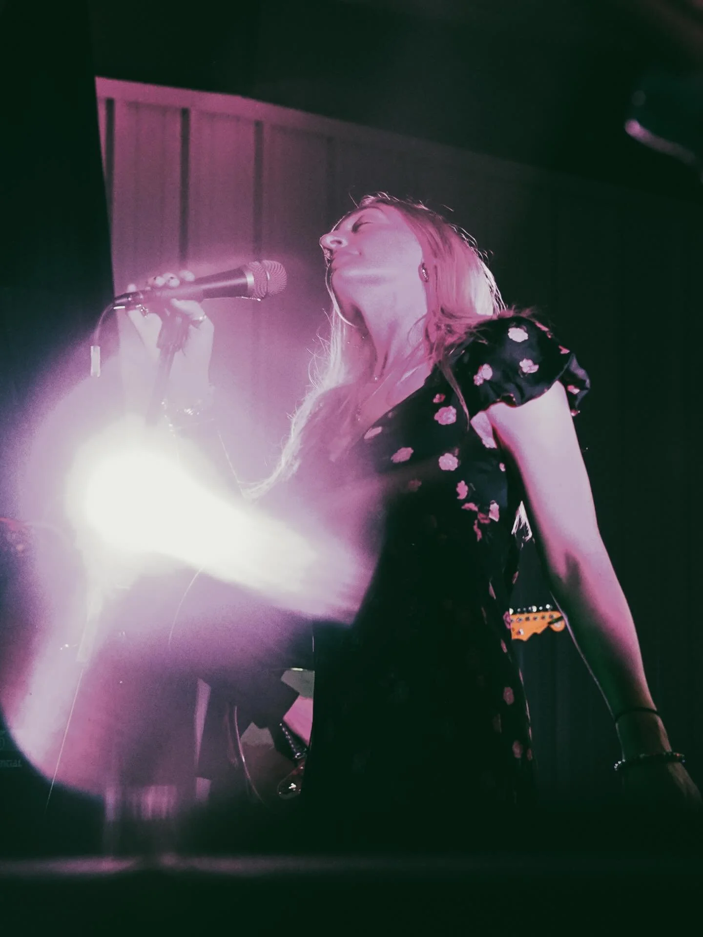 @chloegendrow &amp; the boys runnin it up last night @thehangarrexburg_ 🐉🐉