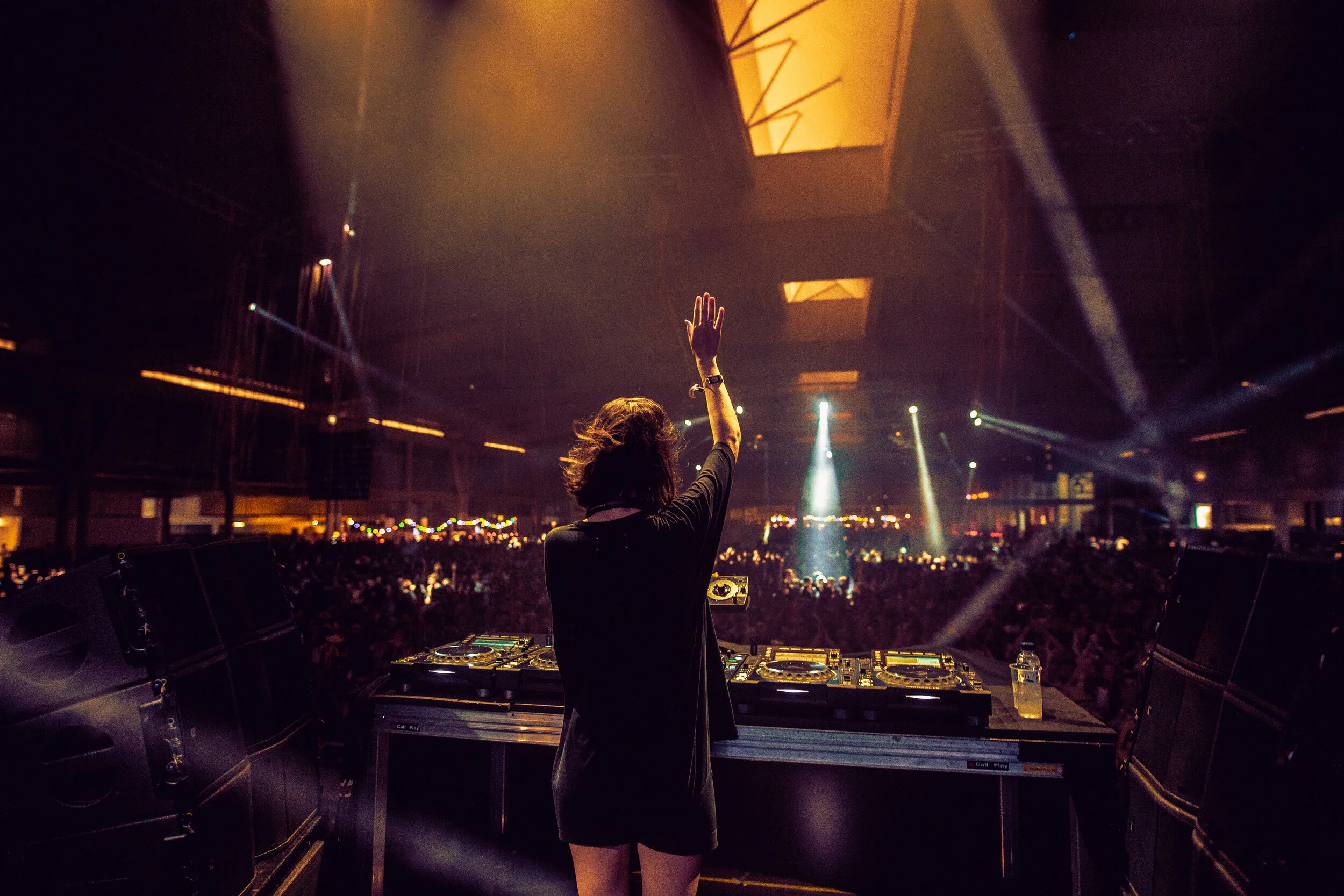 AmelieLens_Club_LiamSimmons-5.jpg