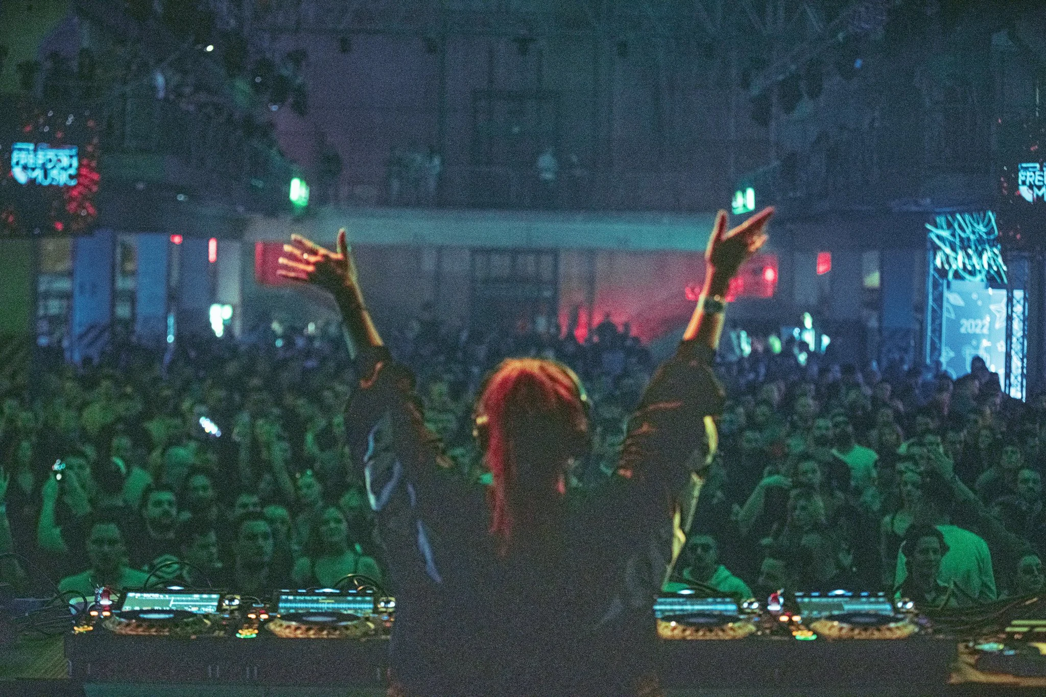 Live - Web LR-30.jpg