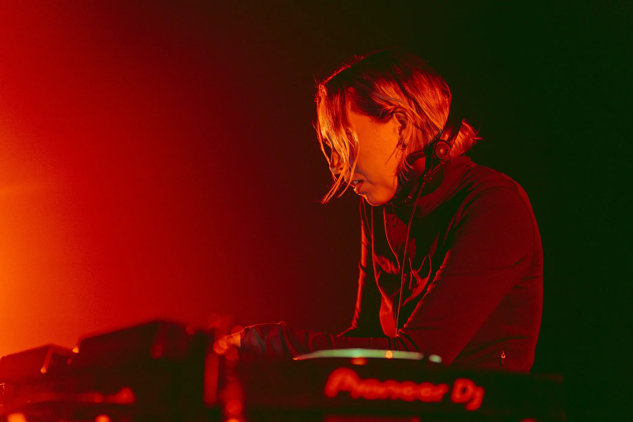 AVA - Friday - Eve-1.jpg