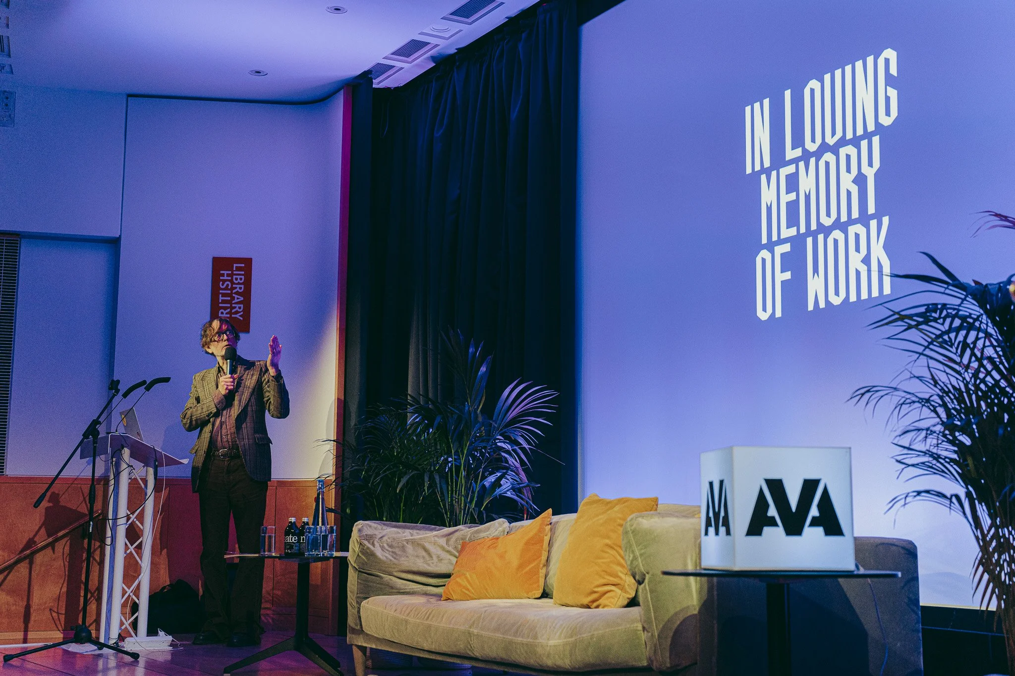 AVA - Thursday - Day-205.jpg