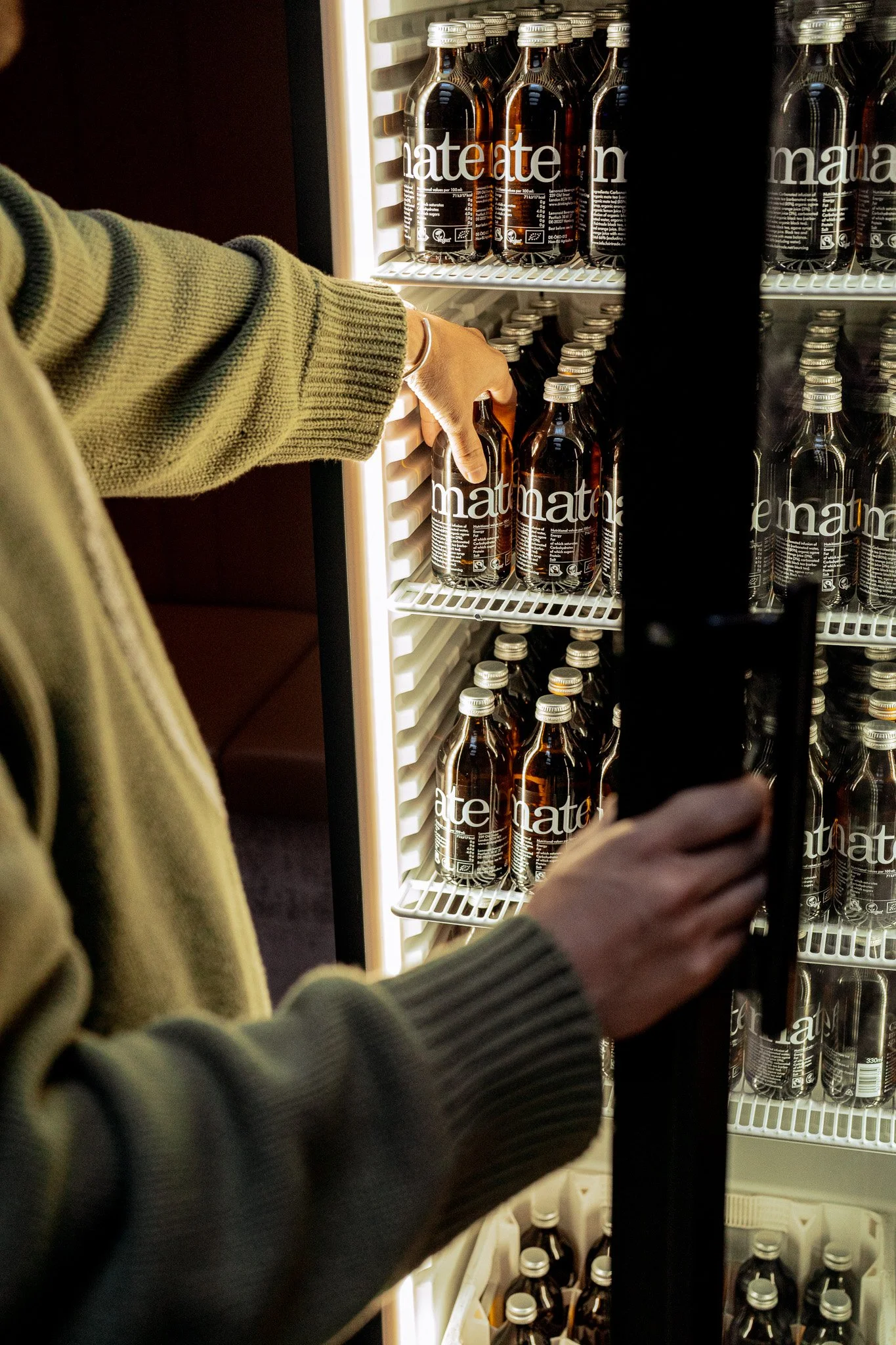 AVA - Thursday - Day-207.jpg