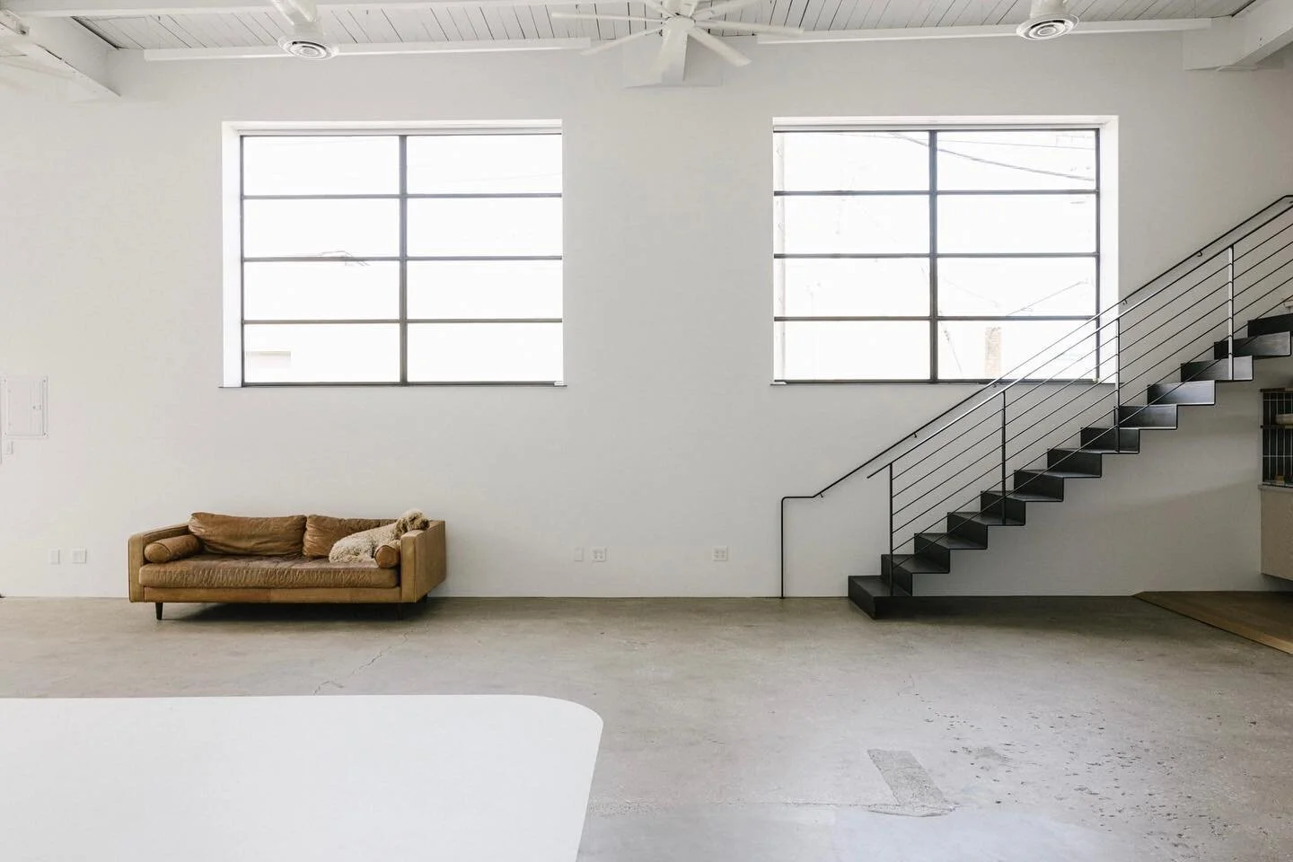 After / Before - floating stairs by @shredandco

Next week, I&rsquo;m gonna hand over the IG reigns to the @shredandco boys for a deep dive into their processes behind this entire @scampstudios renovation. Stay tuned!

#customwindows #customstairs #f