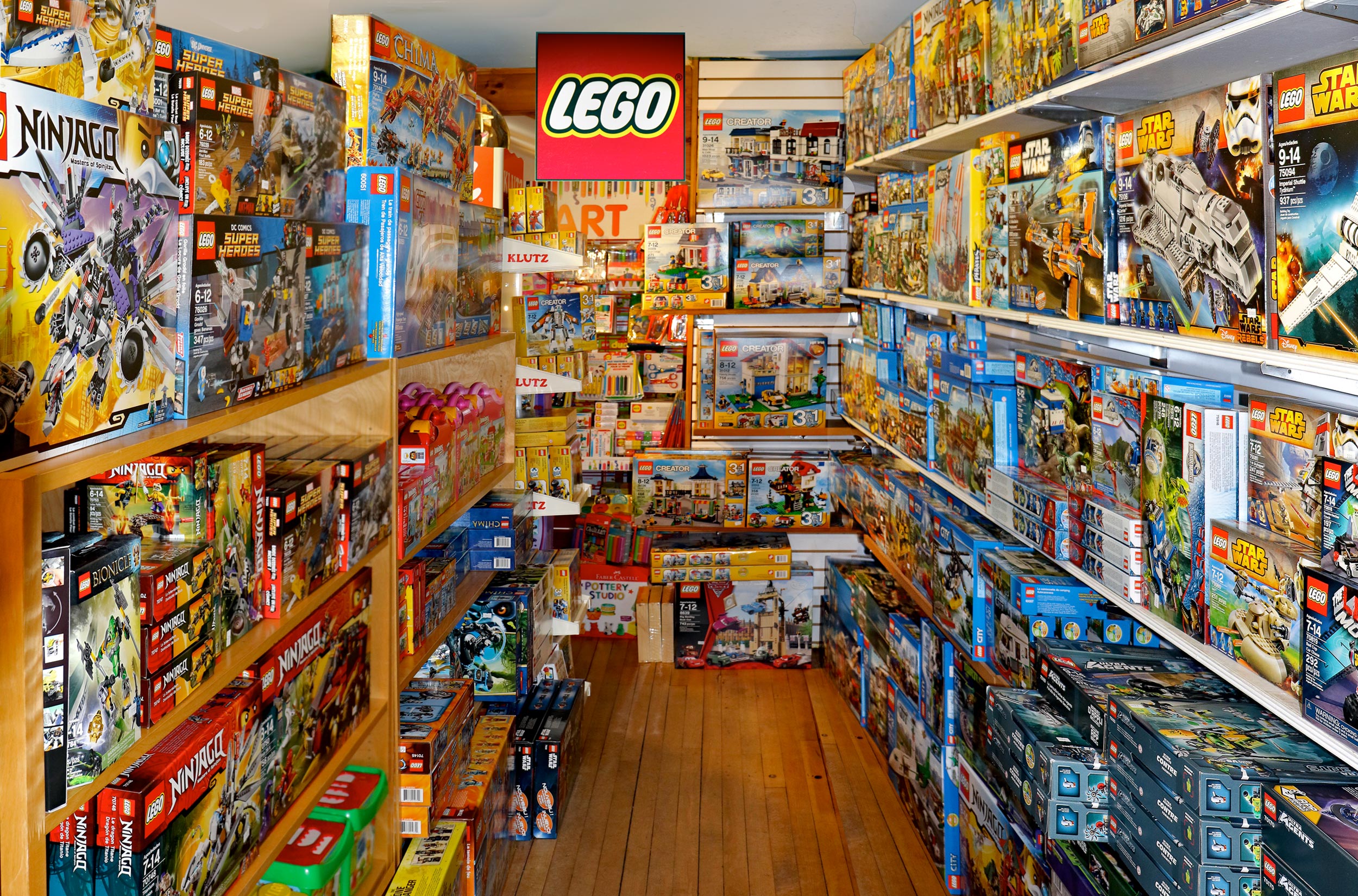 The-Red-Balloon-Toy-Shop-Orleans-Legos-Cape-Cod.jpg