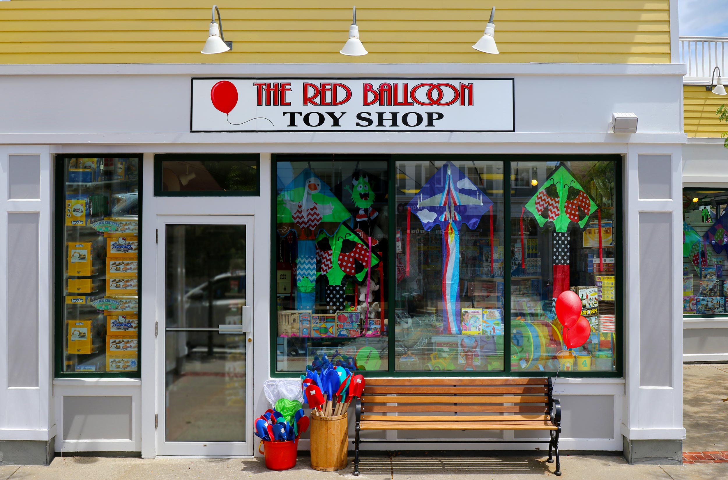 Arts & Crafts — The Red Balloon Toy Shop