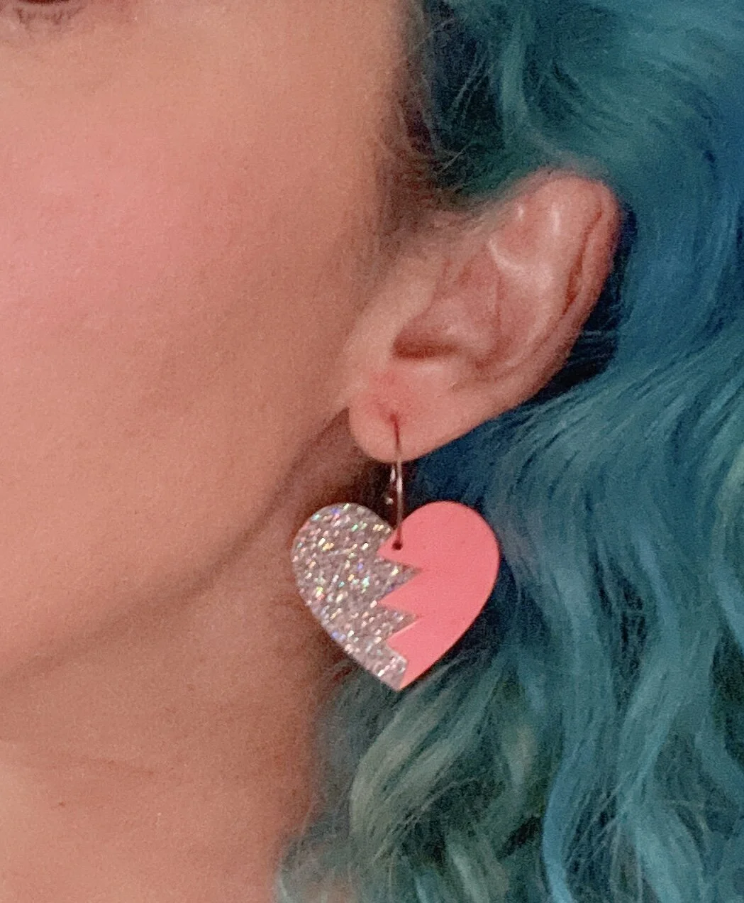 0B4C5AEE-C56F-410E-8885-4ABE8CB358D1