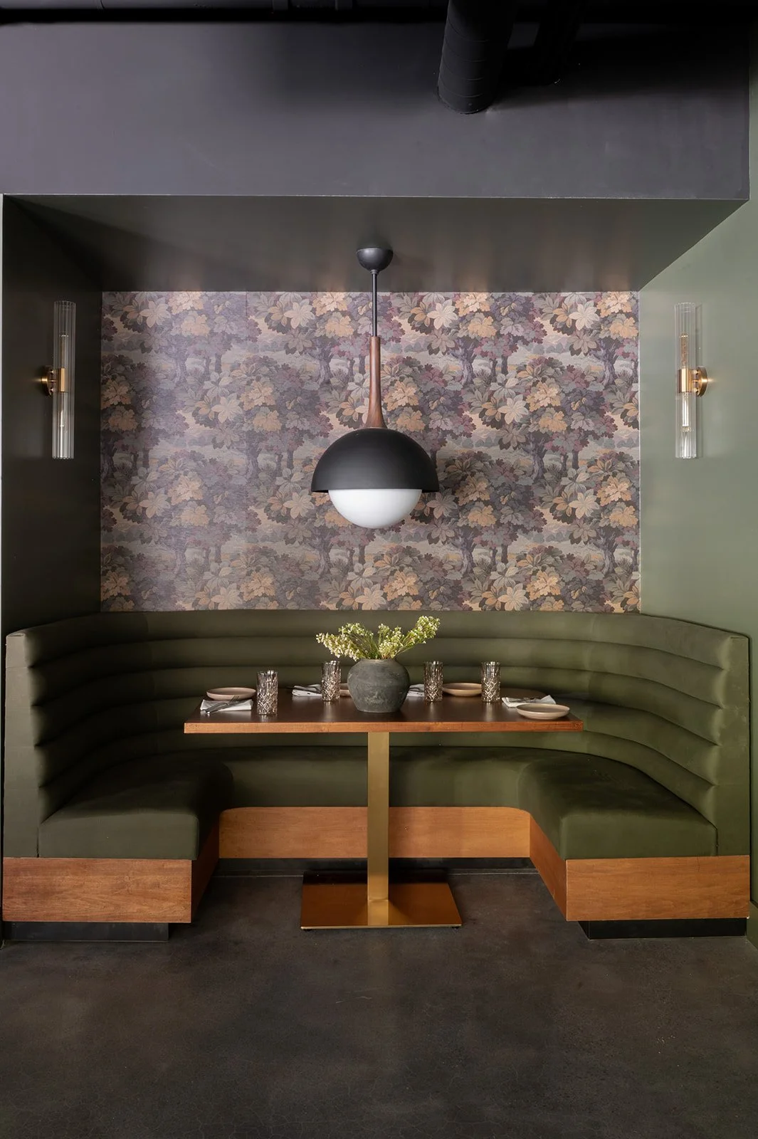 MK x HI Glen Ellyn Restaurant 5.jpg