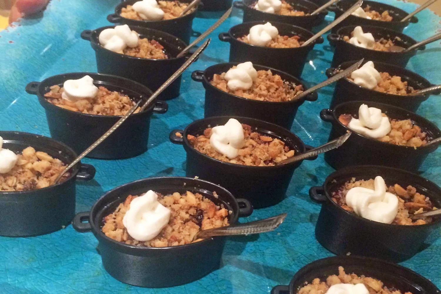 MINIATURE BLACKBERRY CRISPS