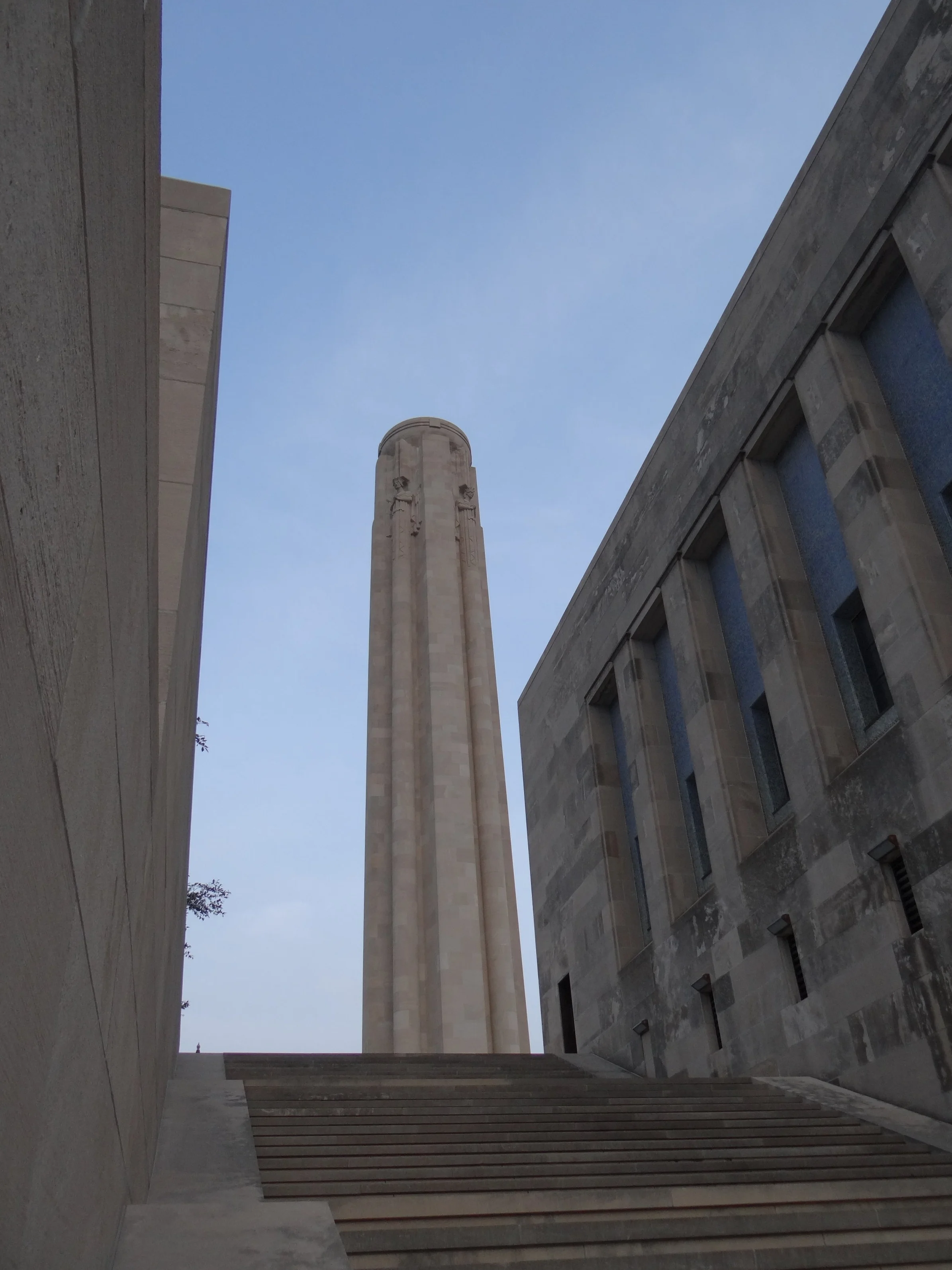 kansas+city+ww1+memorial+tower.jpg