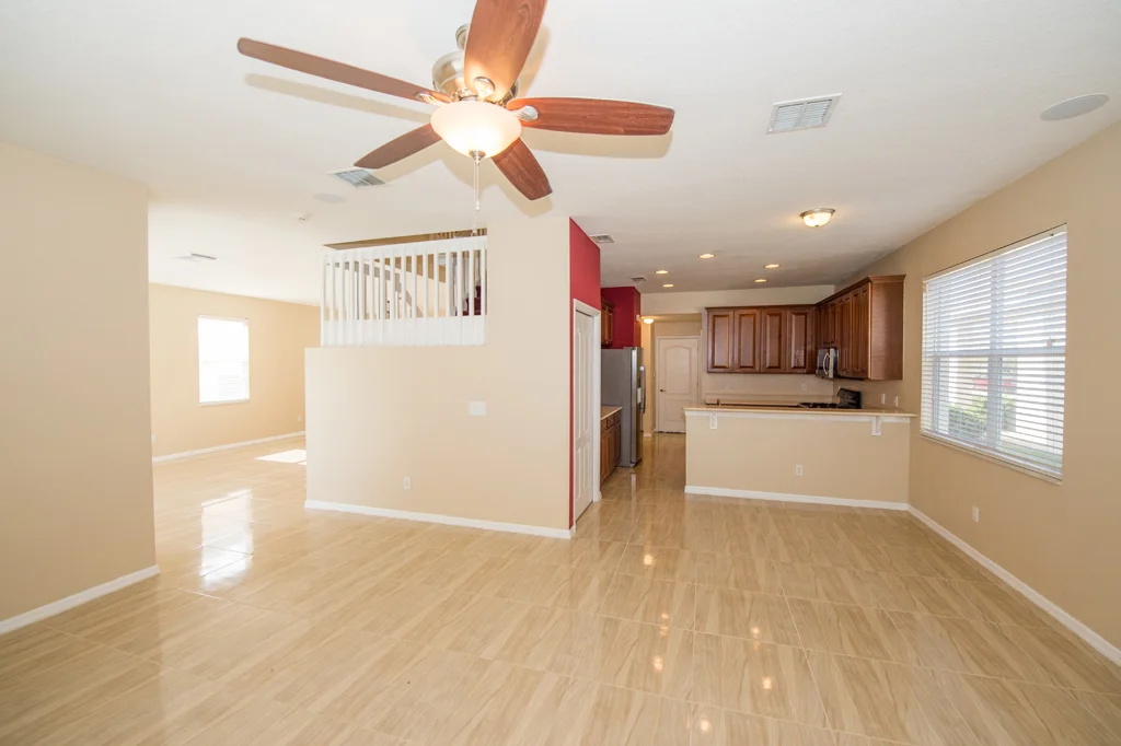 Real Estate 13.jpg
