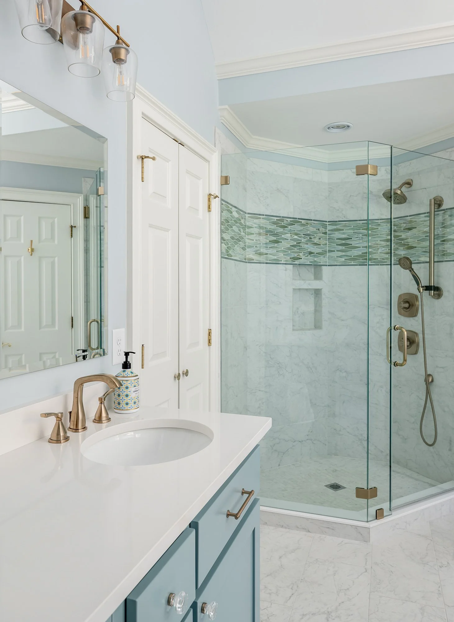 New shower with unique tile accents