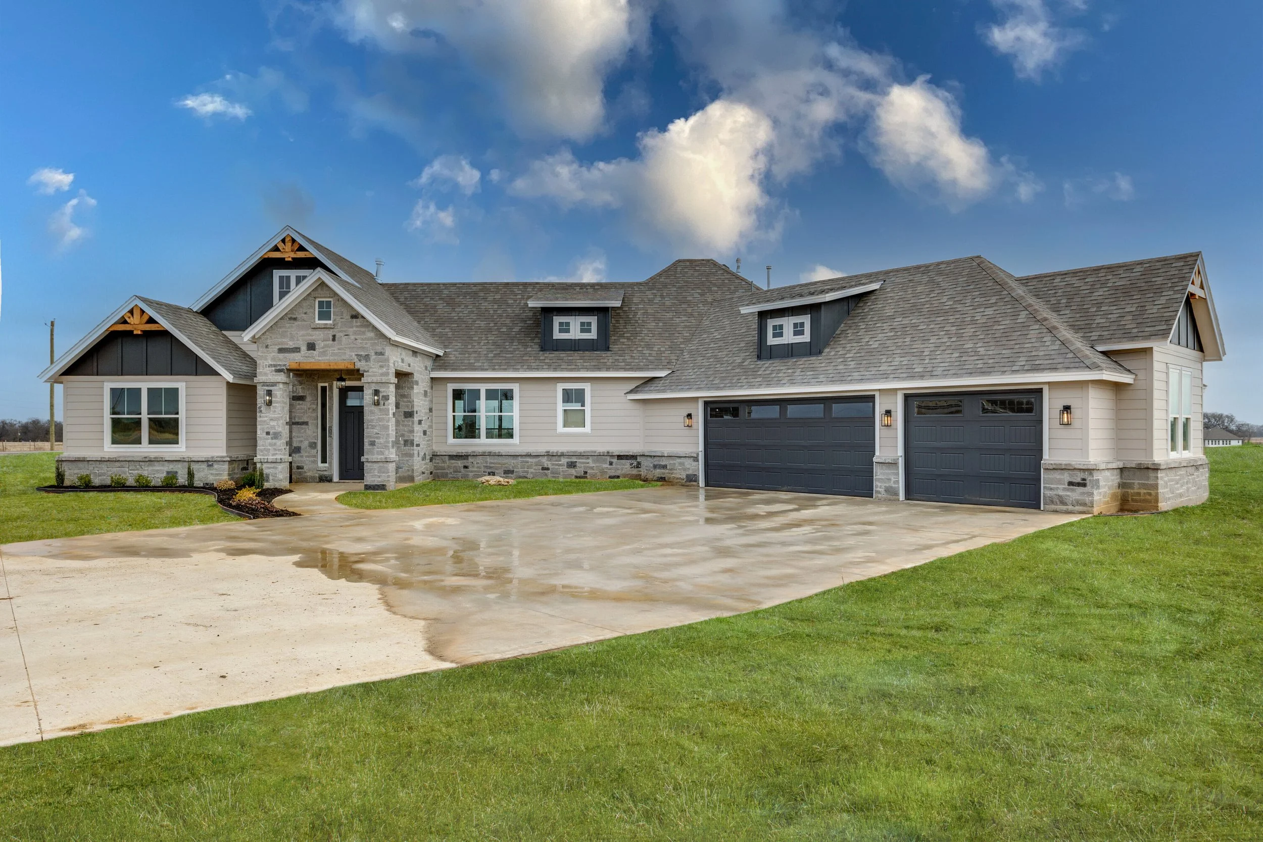 NEW CONSTRUCTION.jpg