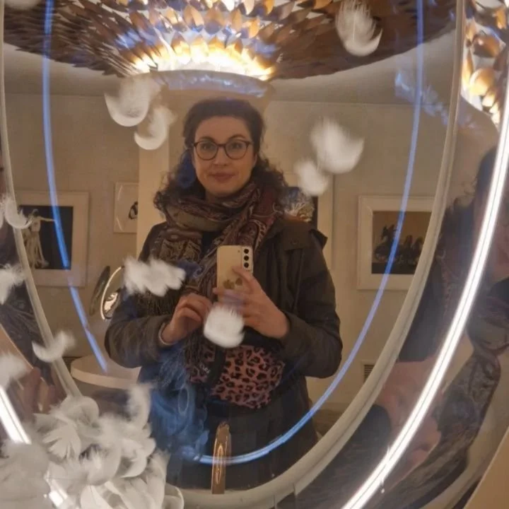 Mein Oktober in Kurzform 🍂🎃

1. Wintergarten Variet&eacute; mit den Kollegen vom Theaterjob 🎭
2. Beste Zeit um Schulmaterial zu kaufen 💰
3. Rundfunkchor Konzert zum Thema Geld 🎶
4. Vortrag in einer Bibliothek 📚
5. Mit den Finanzkolleginnen Dari