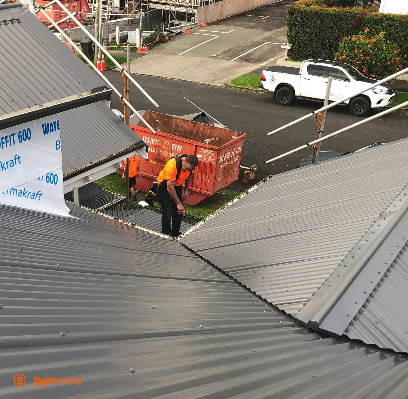 SwiftRoofing_IMG_2650_1366x1366_web.jpg