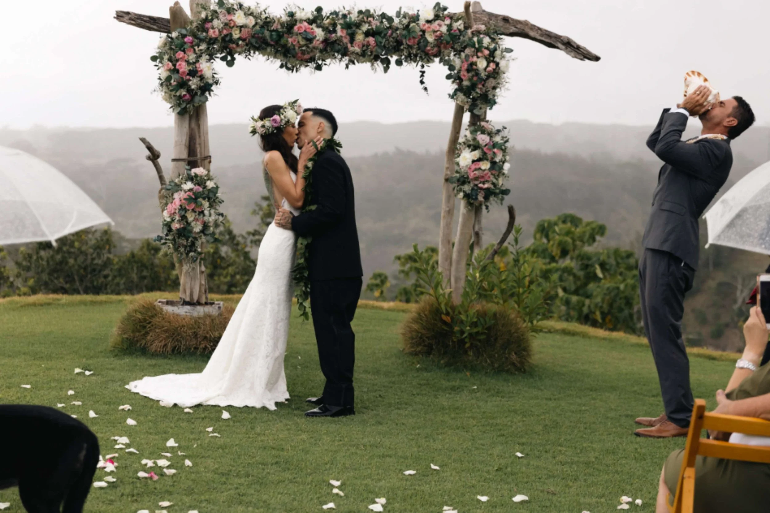 Blog written by Hawaii Vista Weddings: 7 Popular Hawaiian Wedding Traditions  
