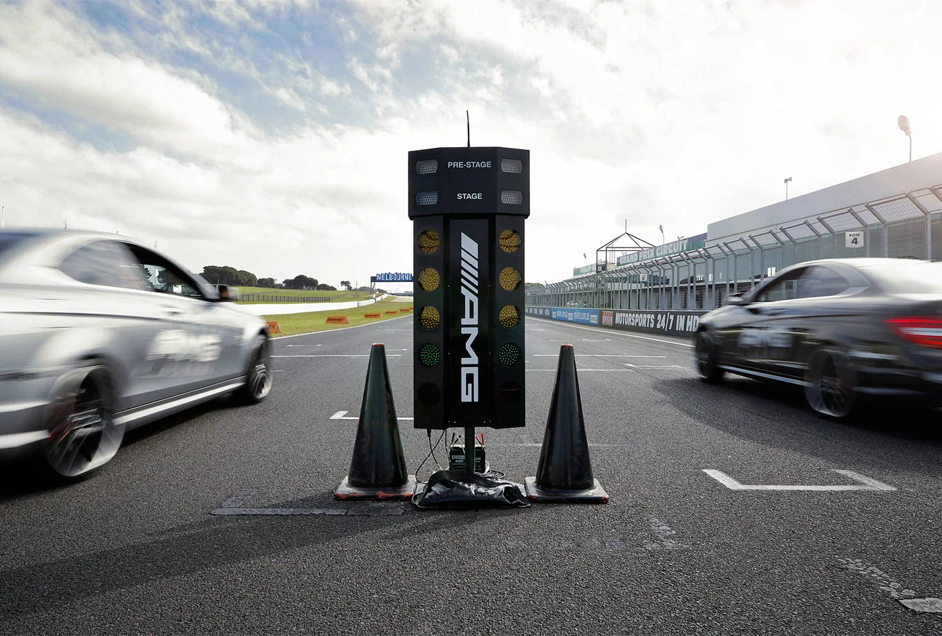 Mercedes_AMG-Aus_06.jpg