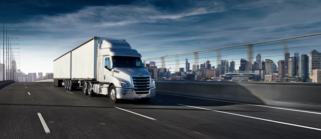 Feightliner3V2-copy.jpg