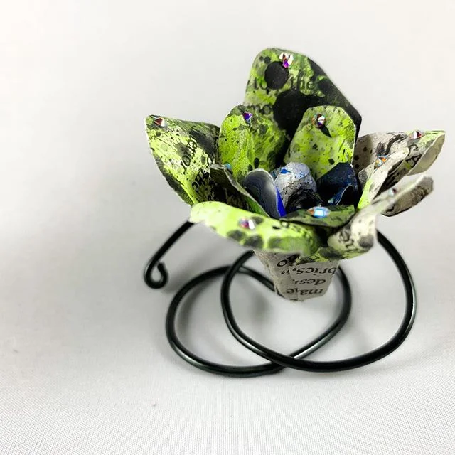 Happy Friday!!!
+
+
You should send someone a positive Intent flower. Teenage girls love them... men also order them often as gifts. +
+
There is also a little positive note included. +
+
This flower&rsquo;s name is Montego Bay. We named her that bec