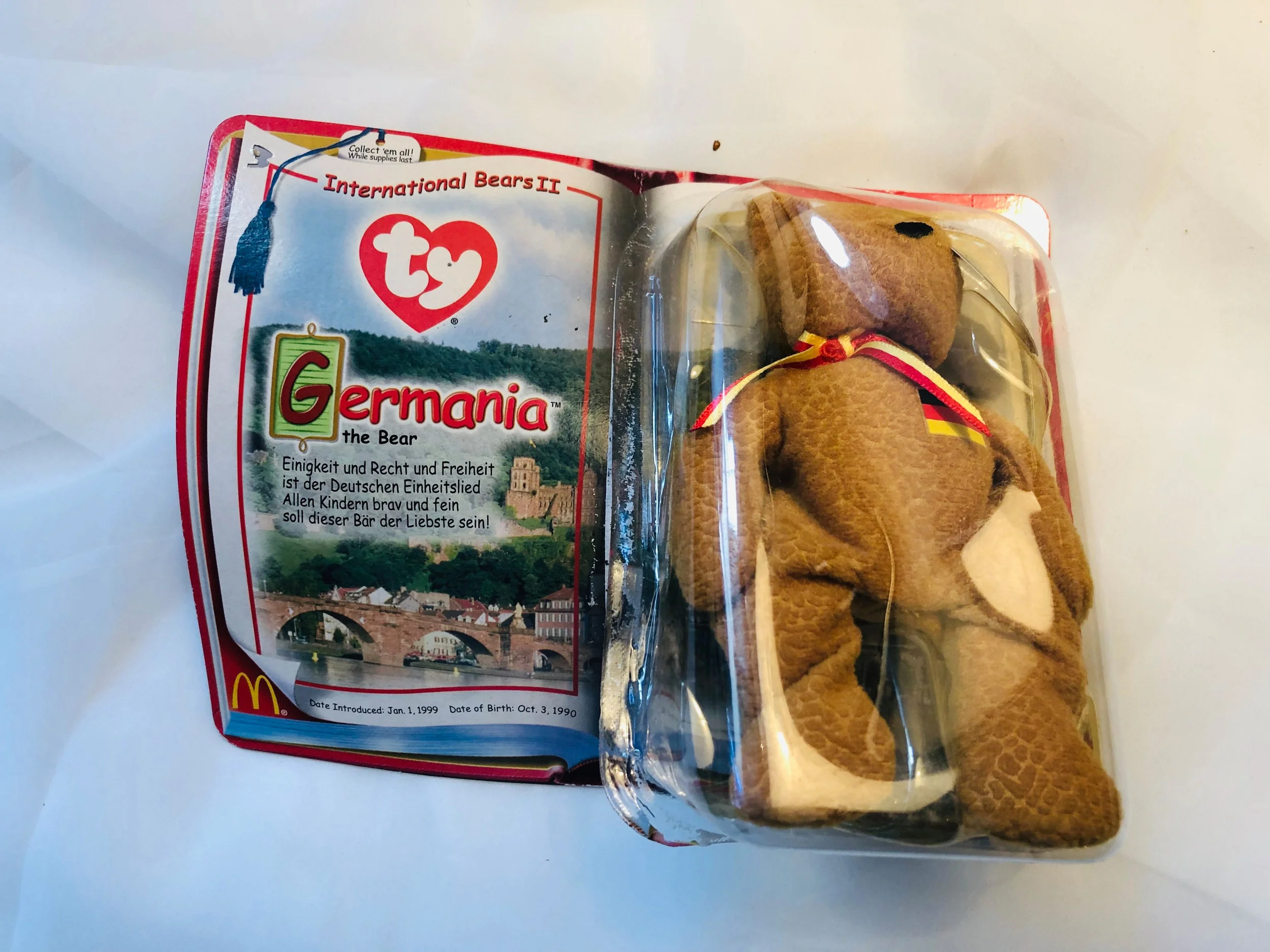 TY Beanie Babie Germania The Bear