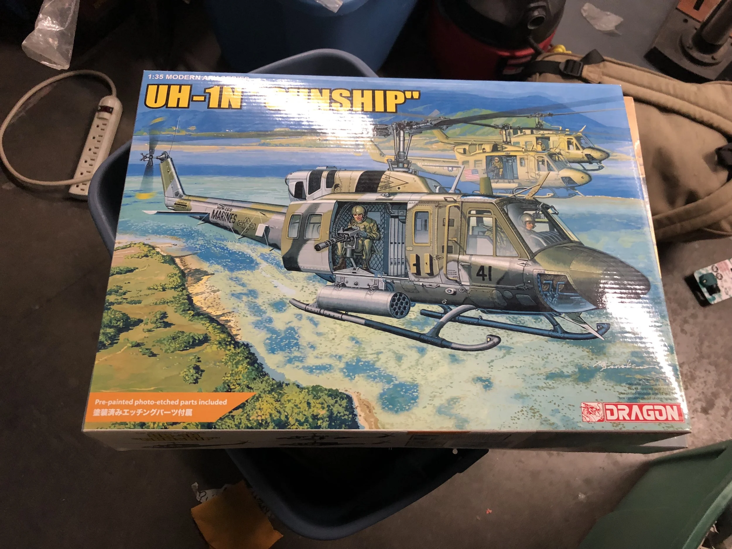 Monogram UH-1N Gunship Airplane Plastic Model Kit 1:48 scale 