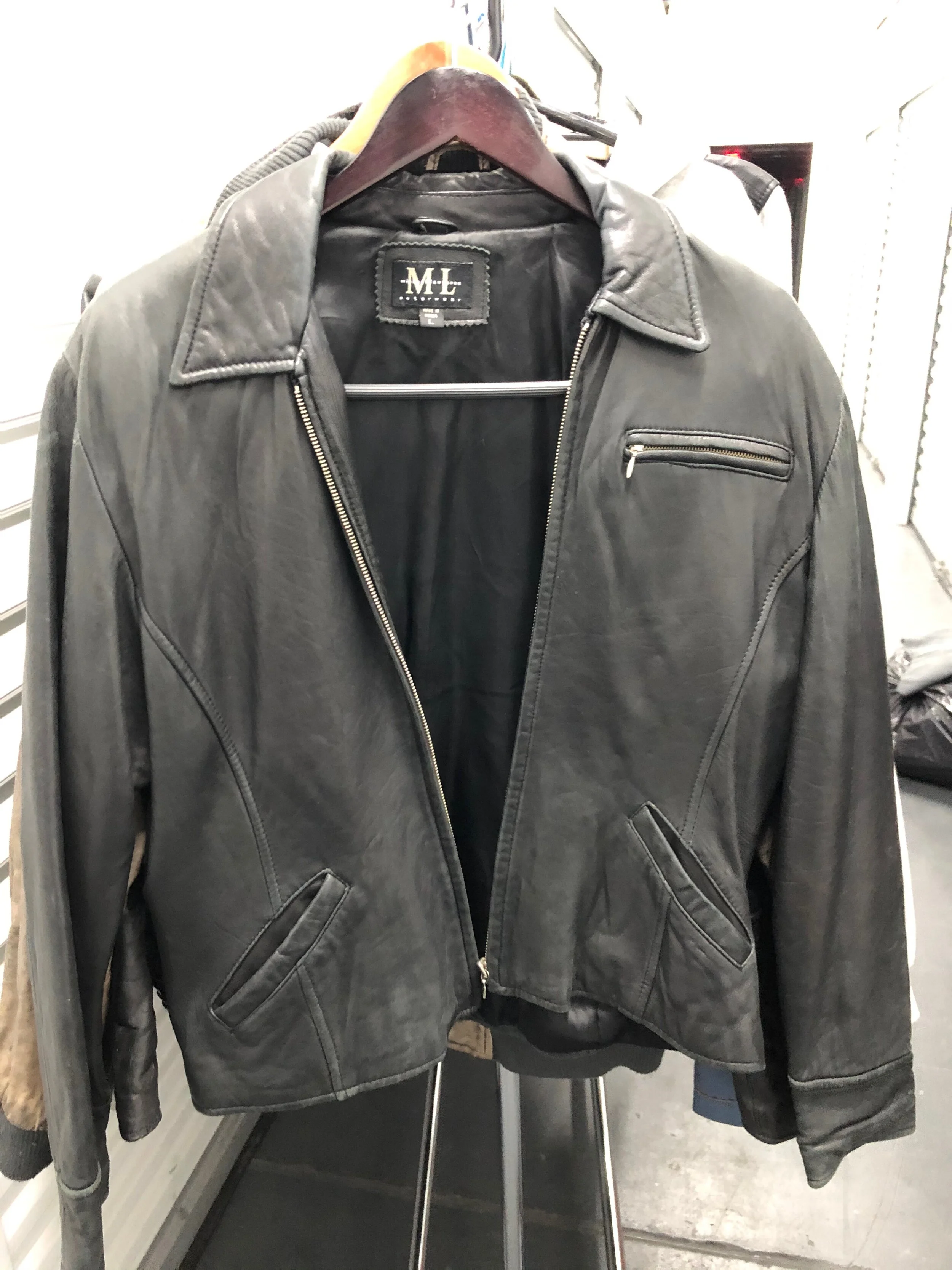 Michael Lawrence Outerwear - L