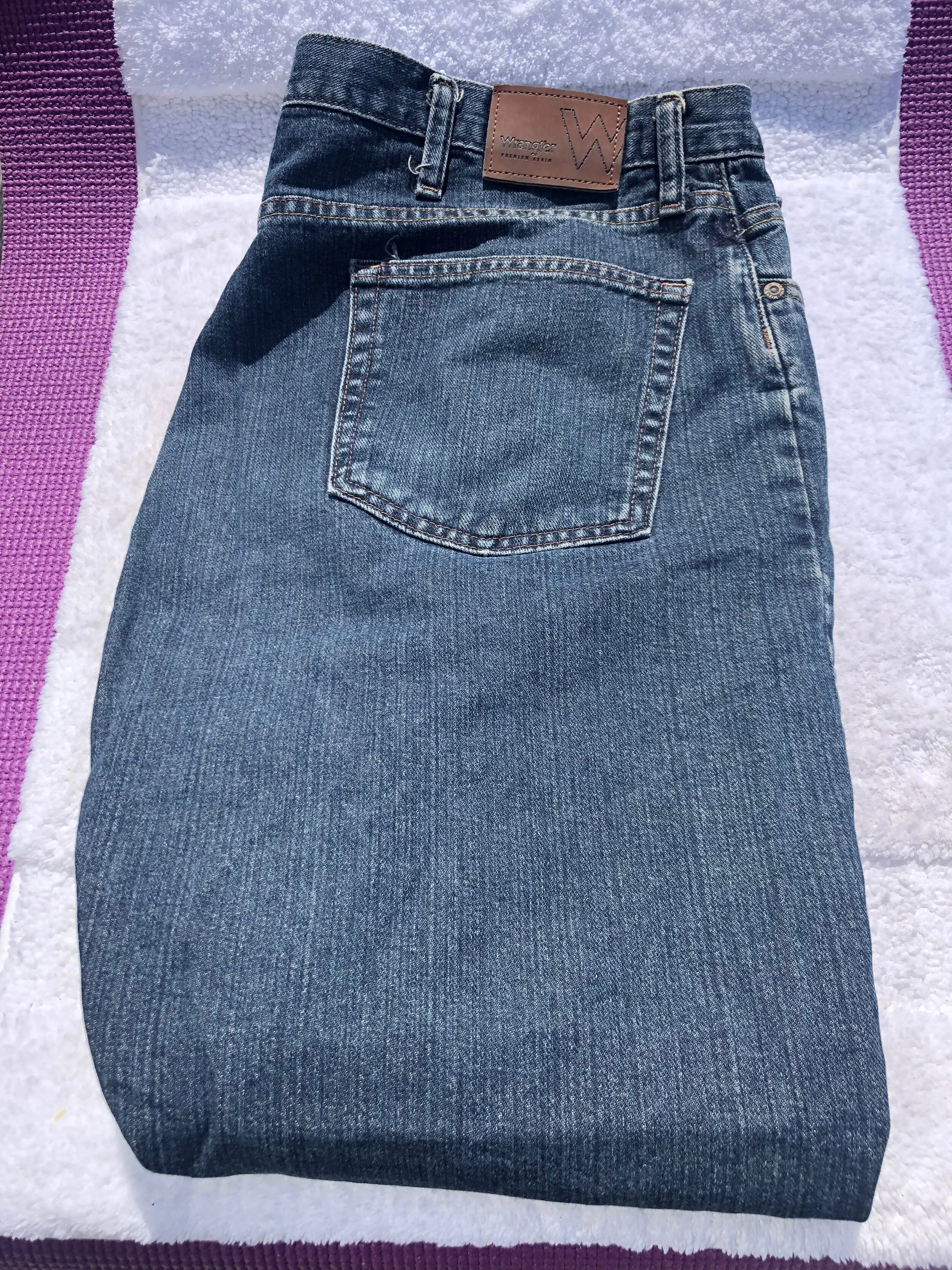 Wrangler Jeans 38 x 30