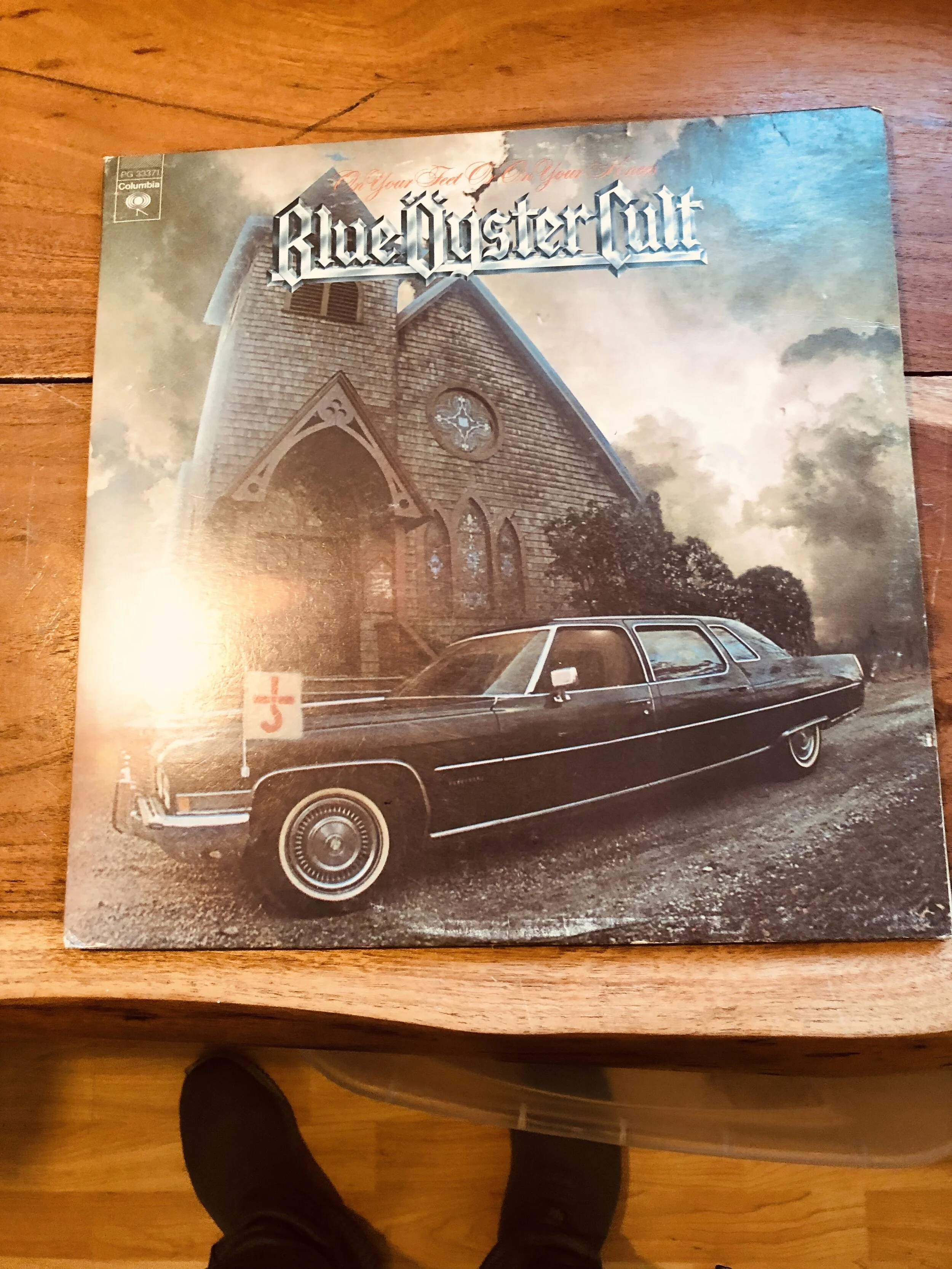 Blue Oyster Cult - On Your Feet or On Your Head