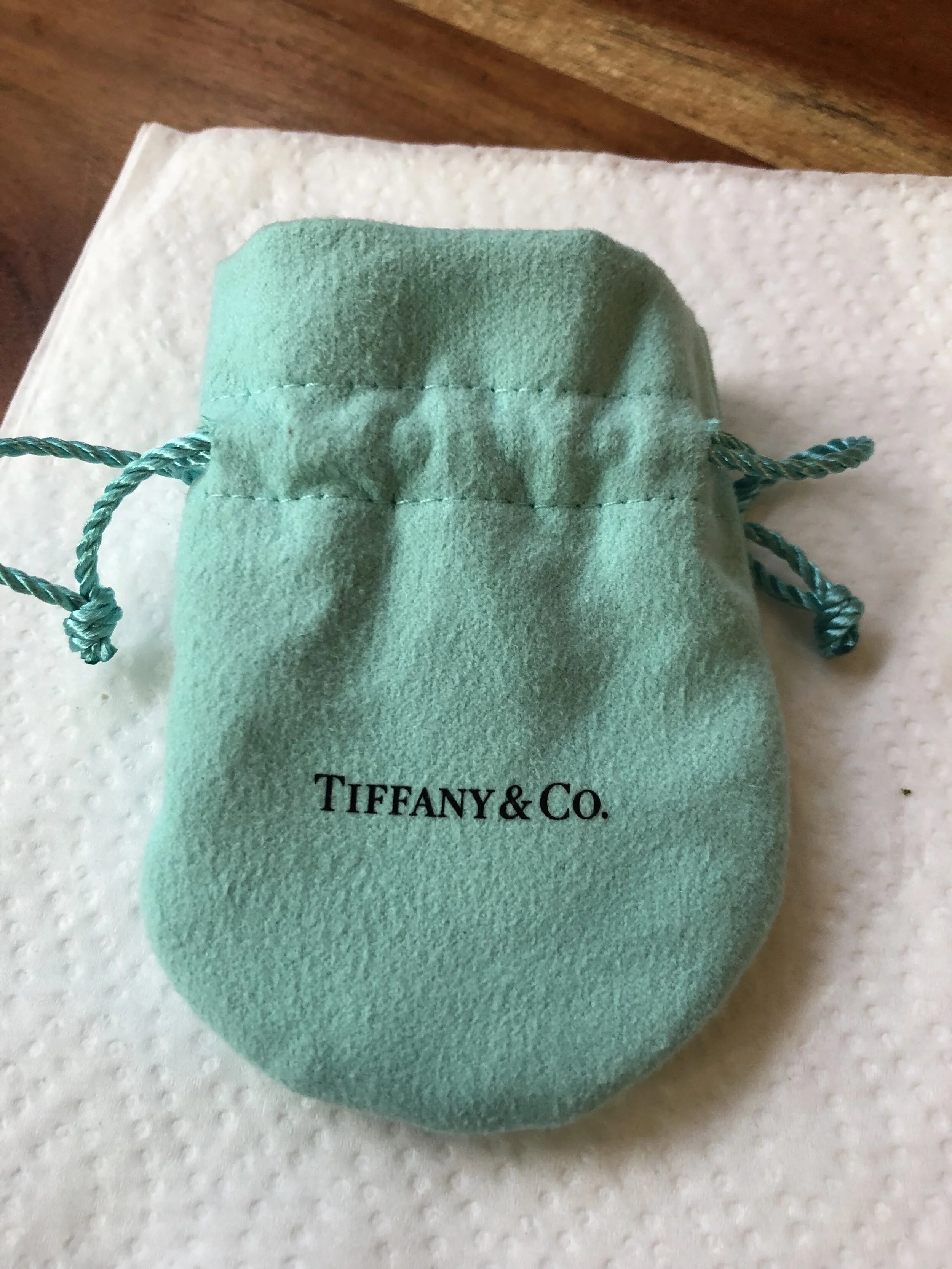 Tiffany &amp; Co Necklace - Pendent and White Gold Chain