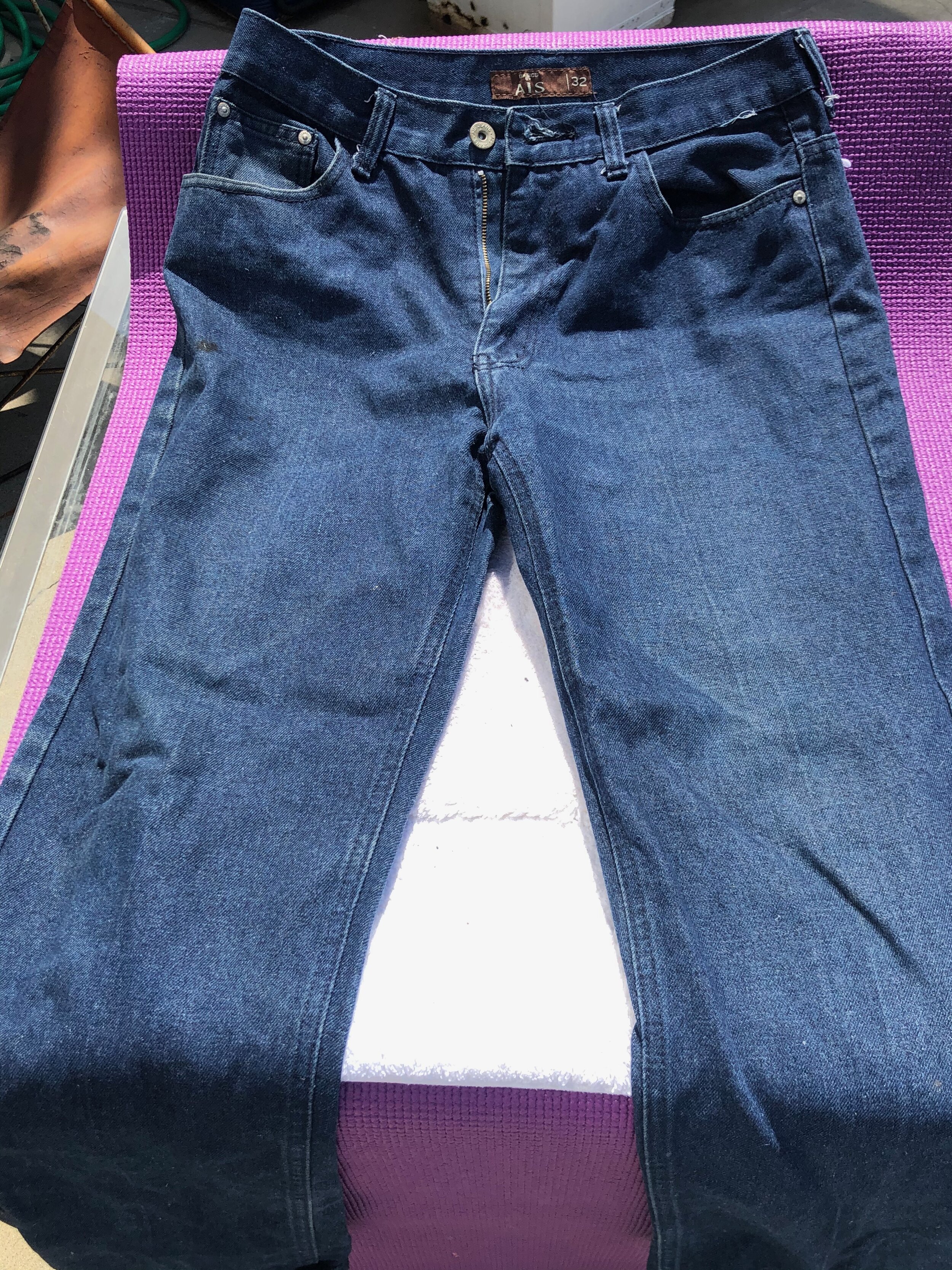 Basics By AIS - sz 32