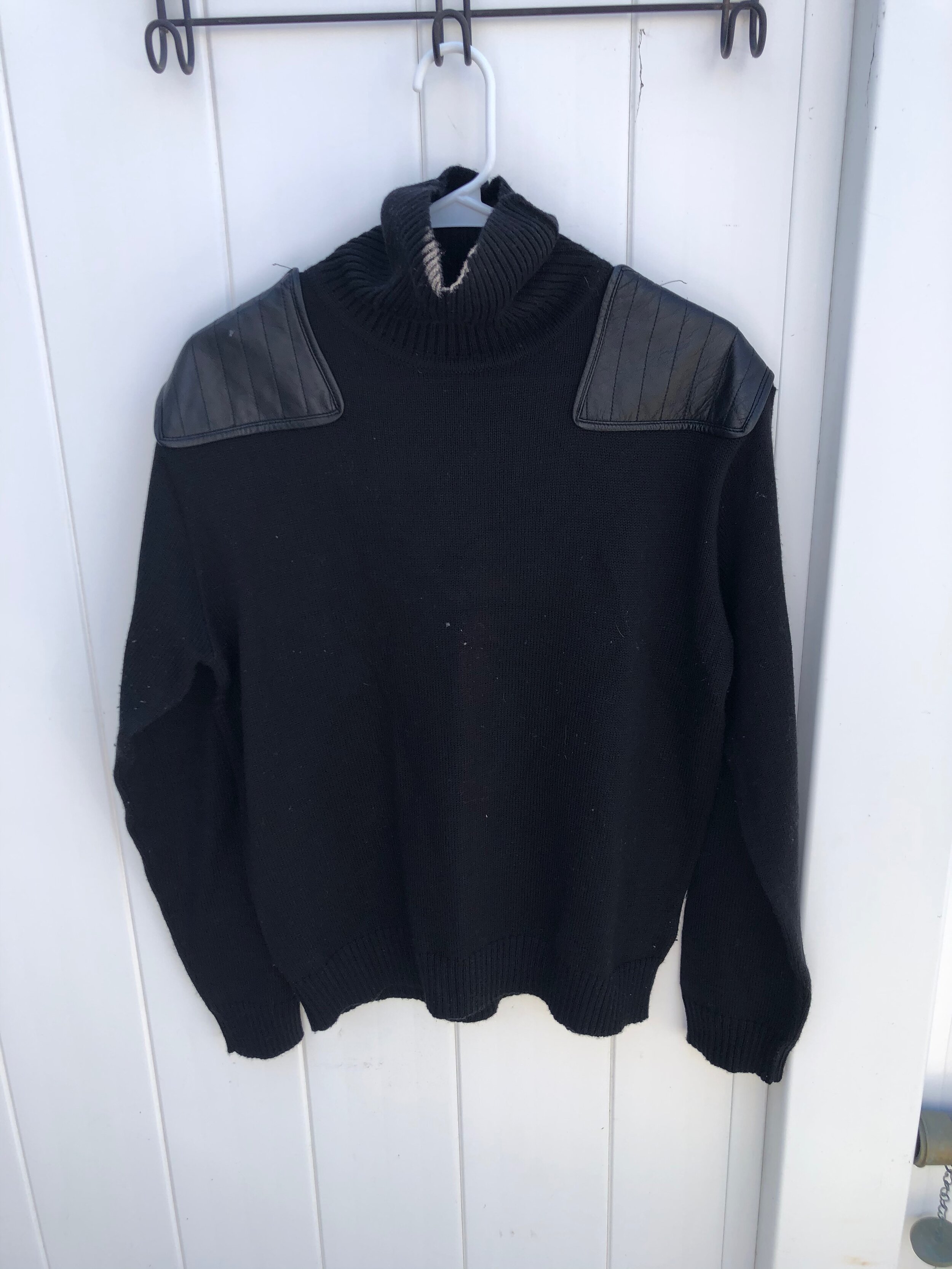 Kenneth Cole - Sweater jacket Padded Shoulder