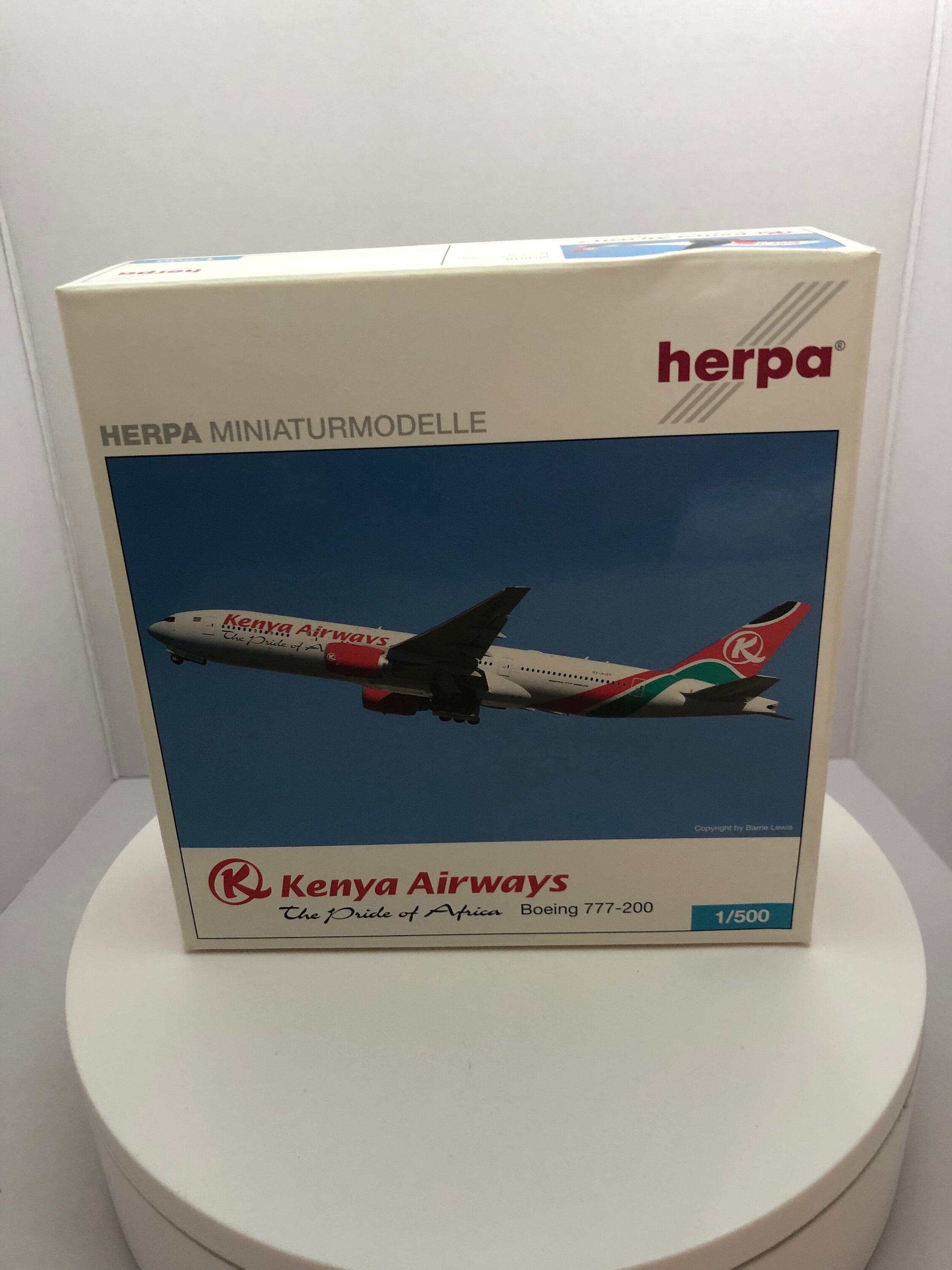 Kenya Airways "The Pride Of Africa" Boeing 777-200 Scale 1:500 - Herpa Model #