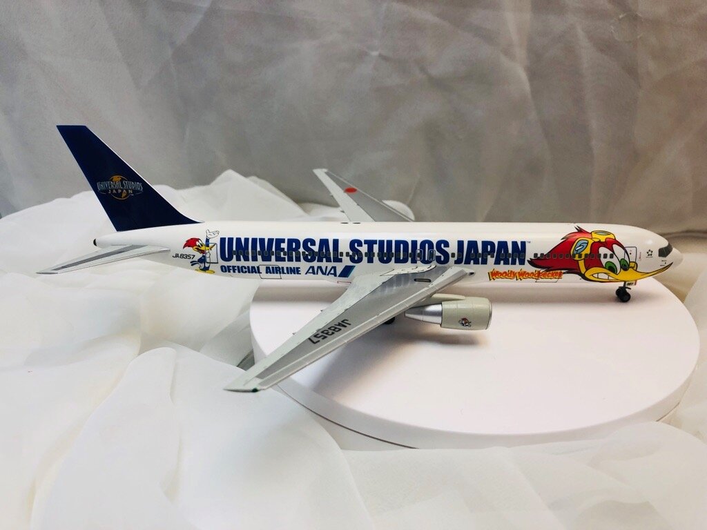 ANA Universal Studios Japan Airlines Woody Woodpecker Boeing Scale 1-200 
