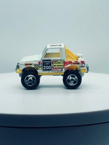 Hot Wheels Car #016 - Jeep #2