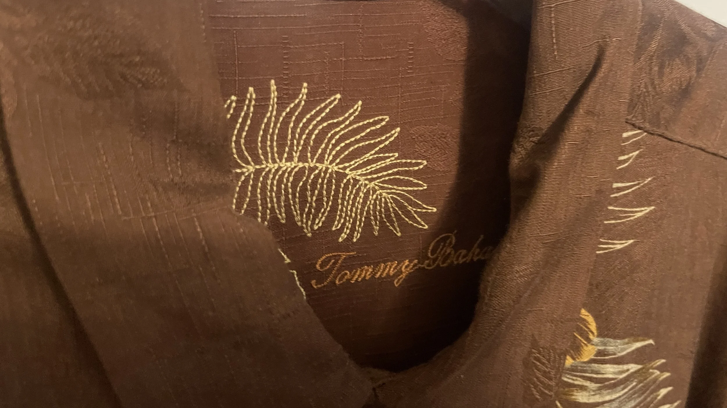 Tommy Bahama 5-3L.jpeg