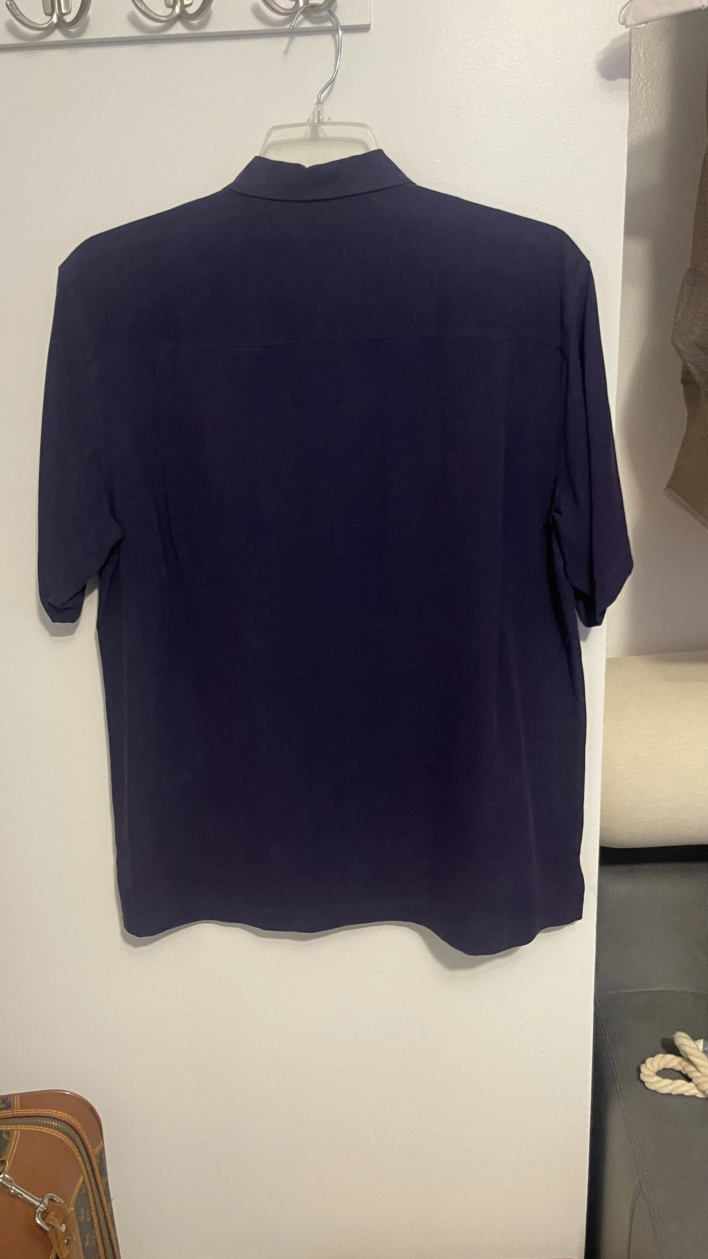 Tommy Bahama 6-2L.jpeg