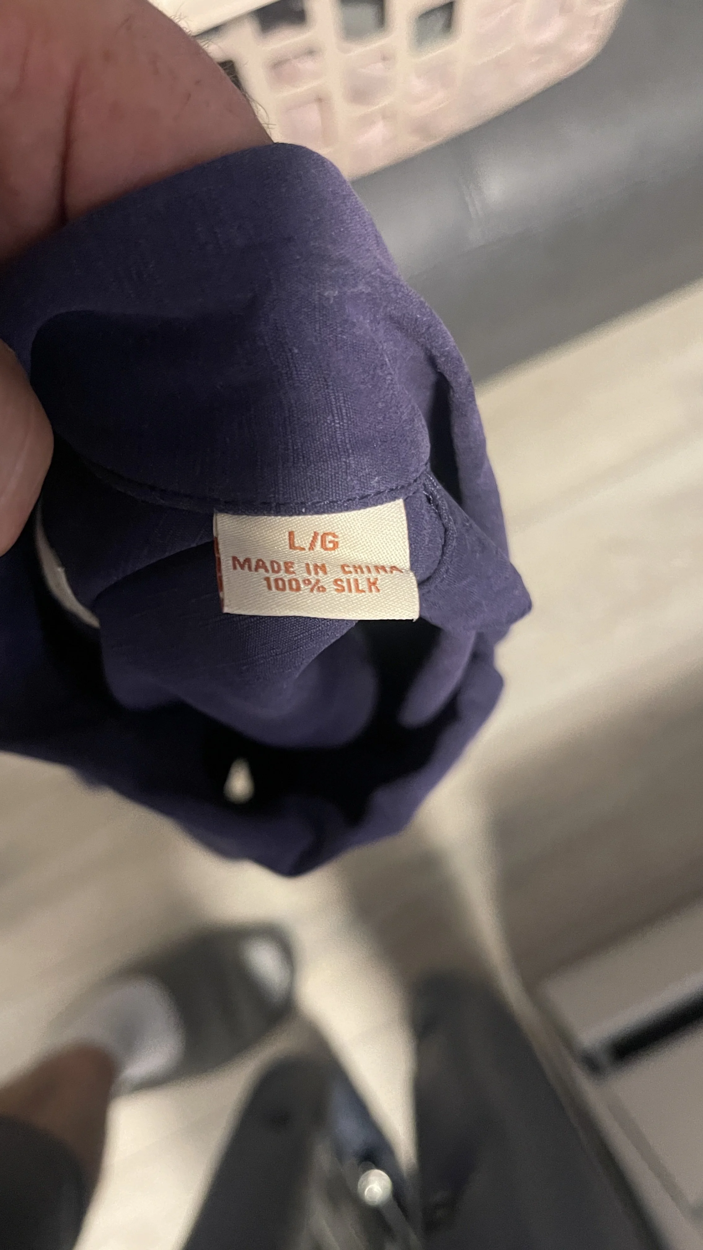 Tommy Bahama 6-4L.jpeg