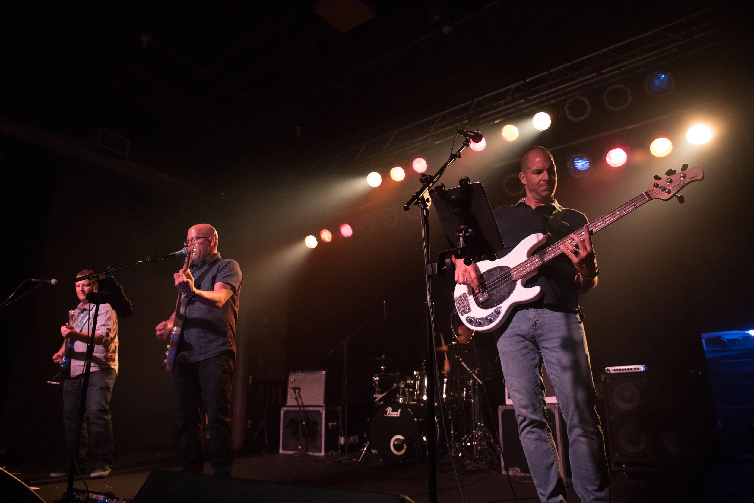 BandFromSide3Dusty.jpg