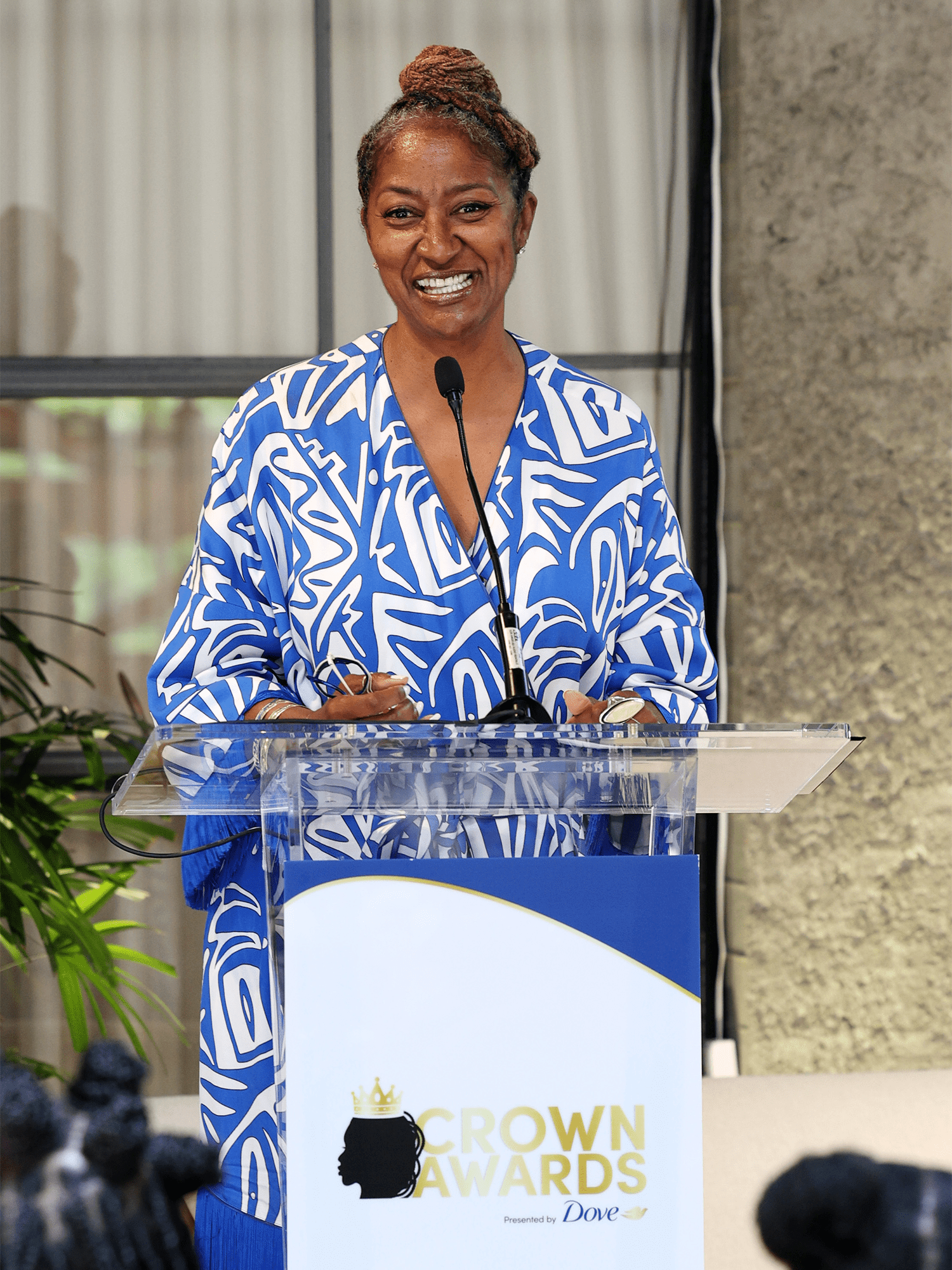 dovecrownawards5-4435eac1cfb24770a76d5264ab83f155.png