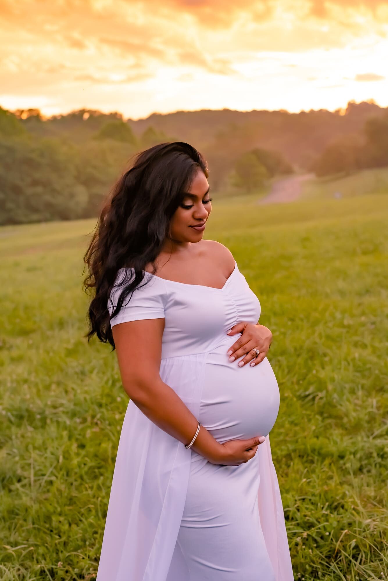 Maryland Maternity and Newborn Photographer