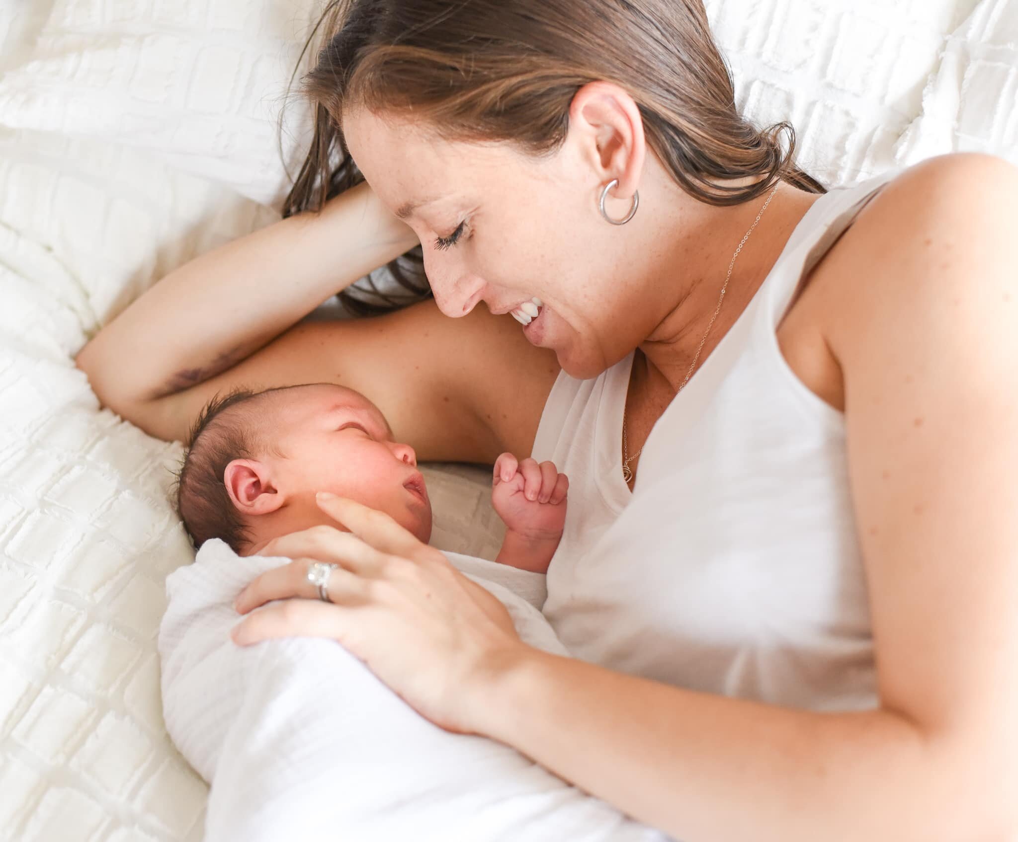 Little Snaps Photography | Maryland Lifestyle Newborn Photographer