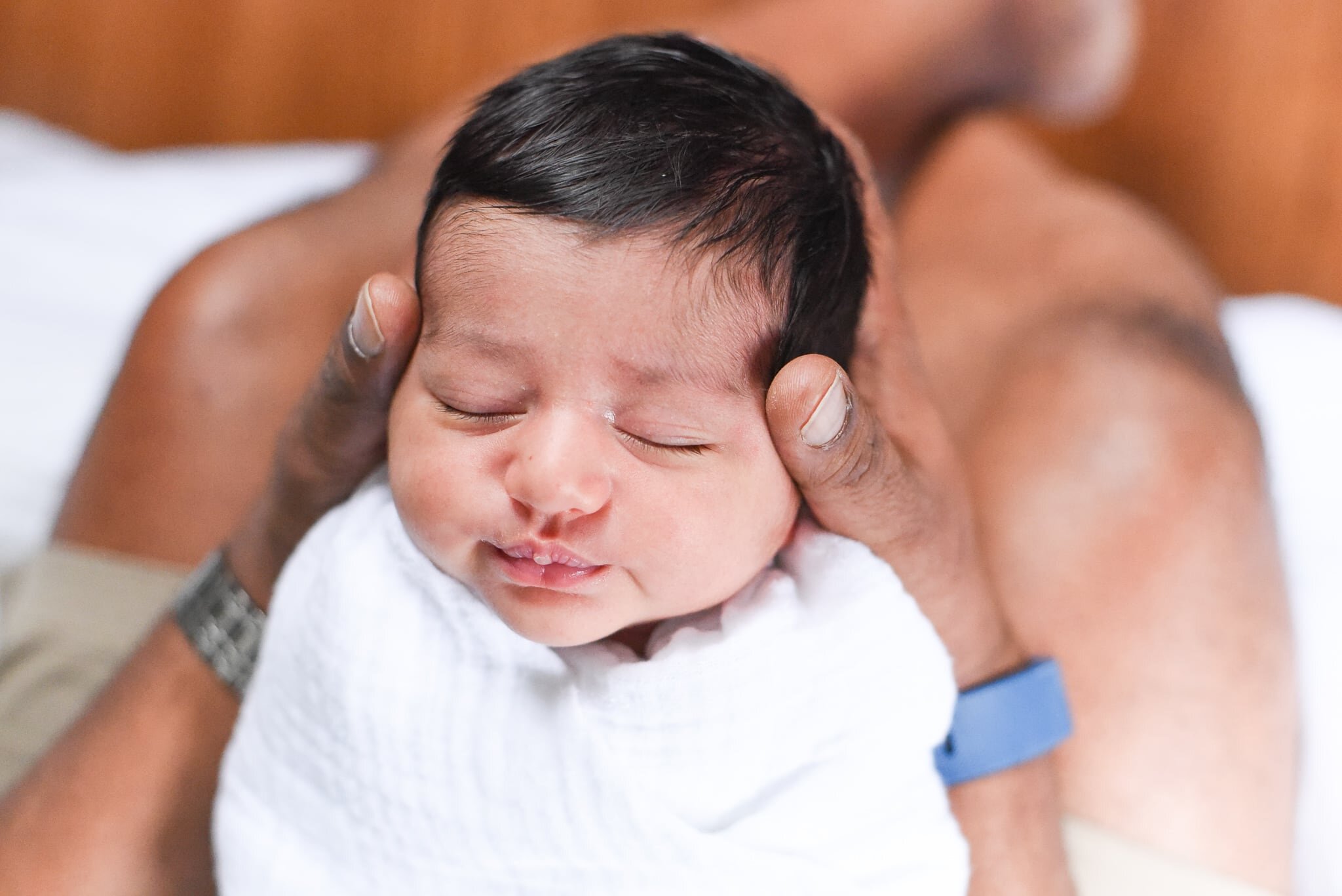 Little Snaps Photography | Maryland Lifestyle Newborn Photographer