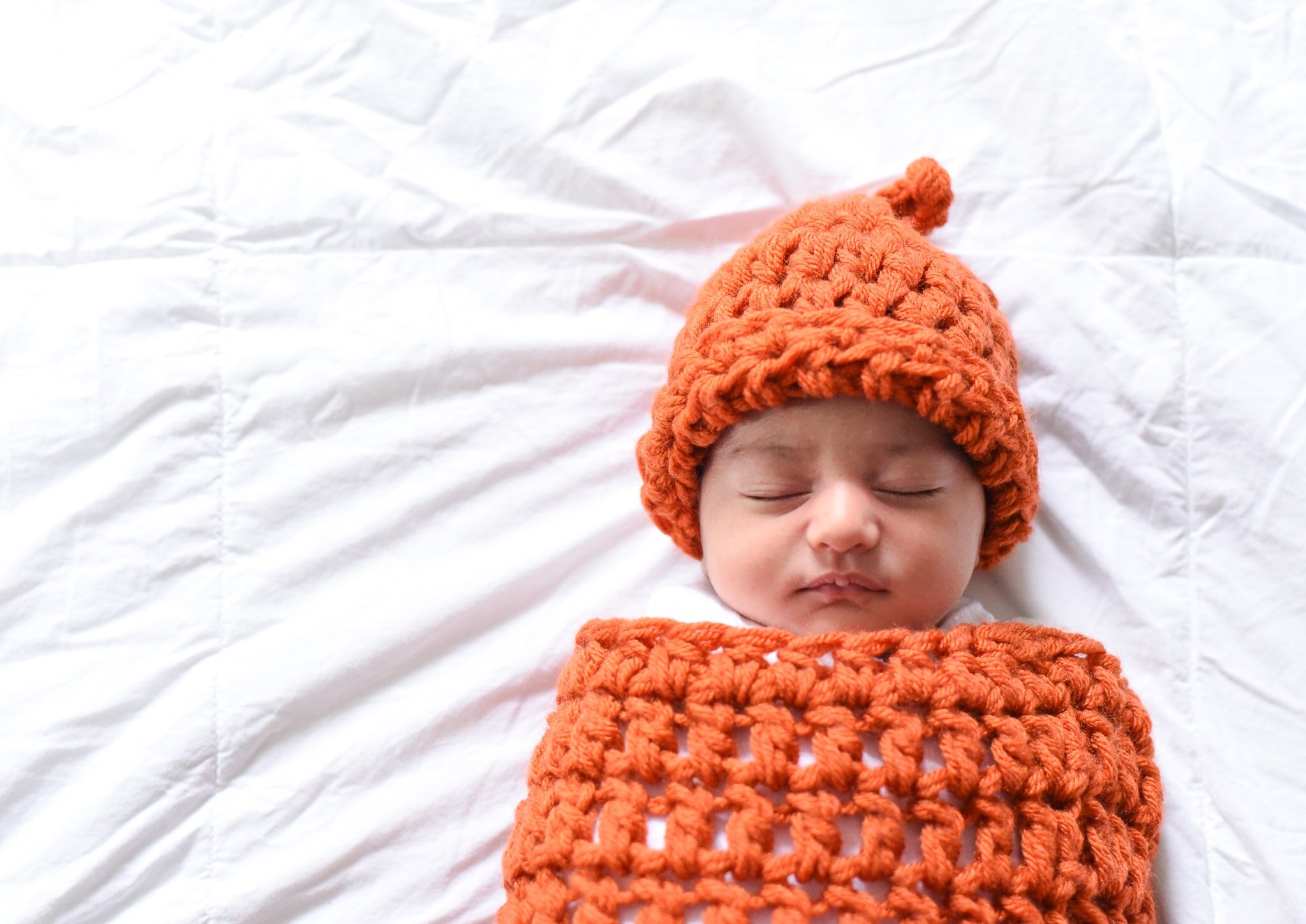 Little Snaps Photography | Maryland Lifestyle Newborn Photographer
