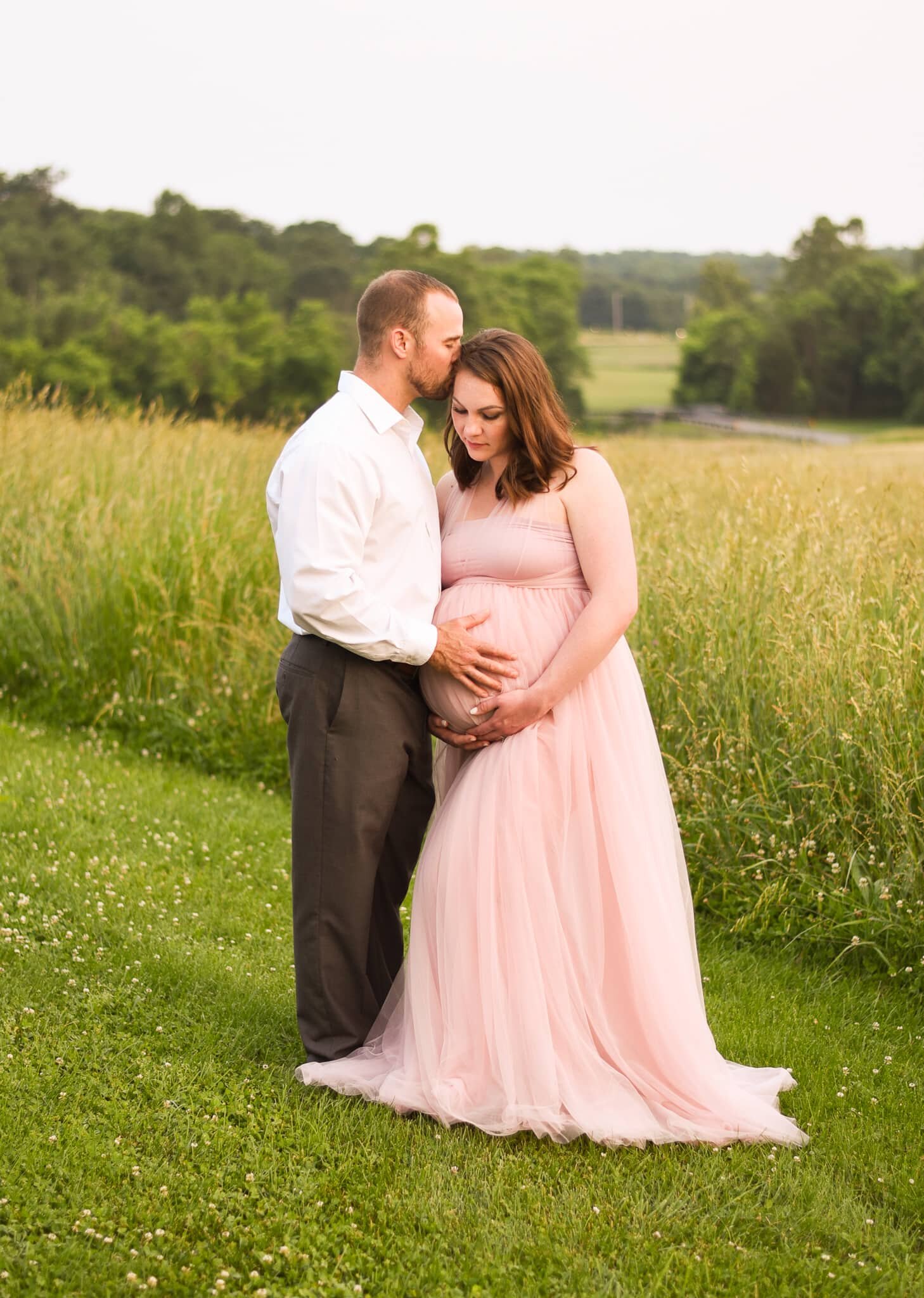 Maryland Maternity Photographer  Sunset Maternity Session on the Farm — Little  Snaps Photography