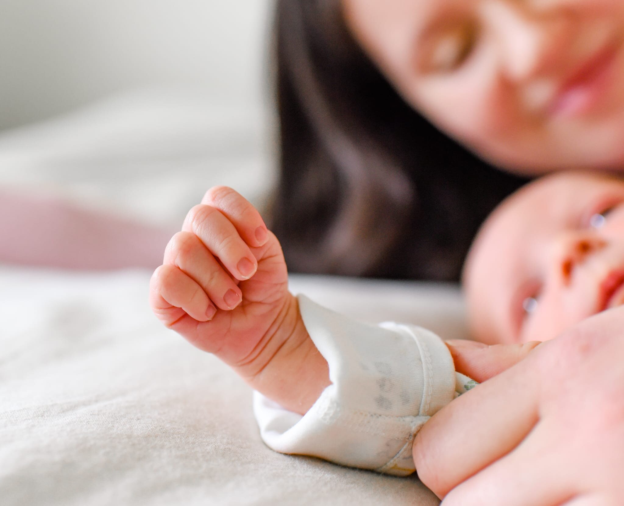 Rockville Maryland Newborn Photographer - close-up of baby's hand