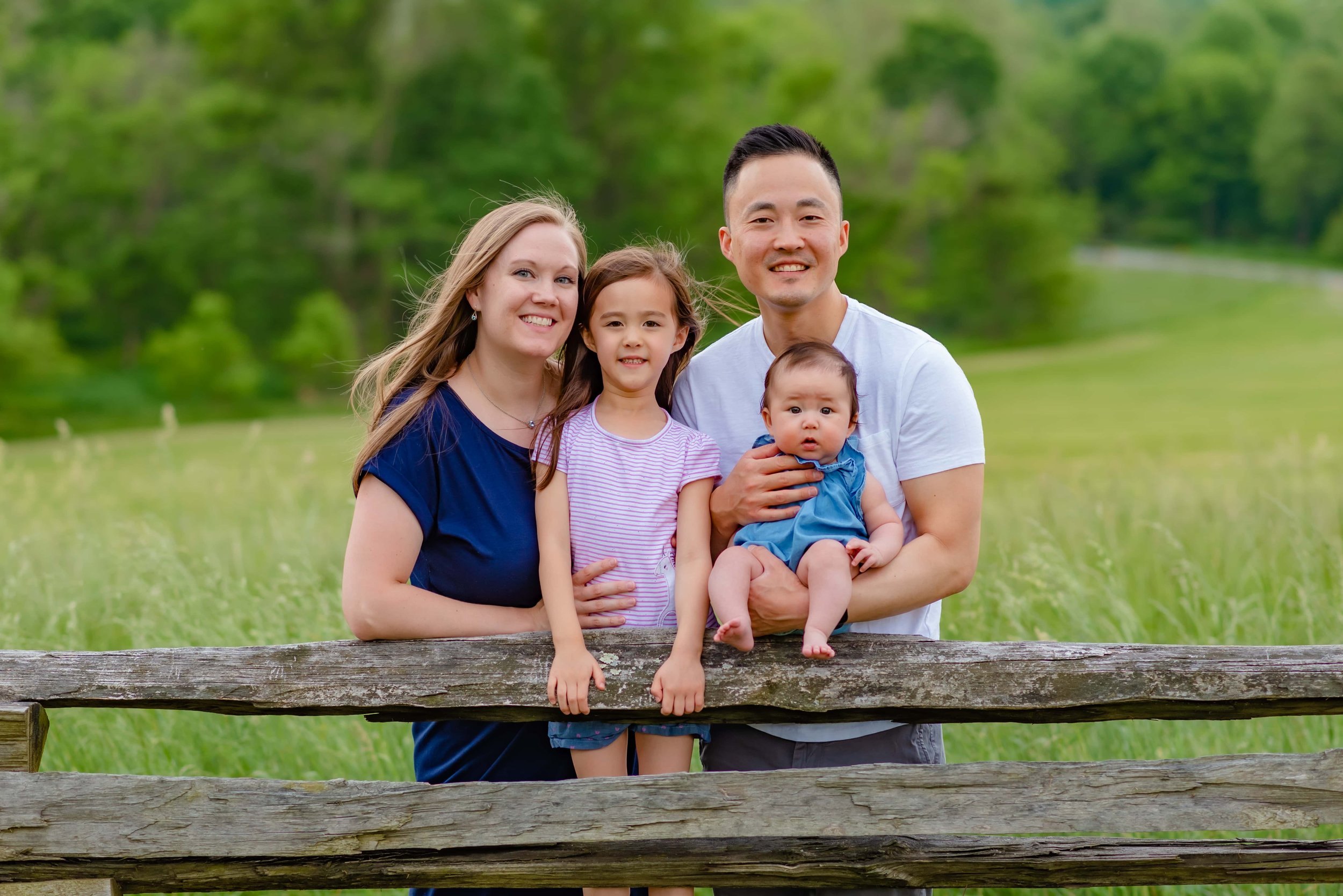 Maryland family photos in spring