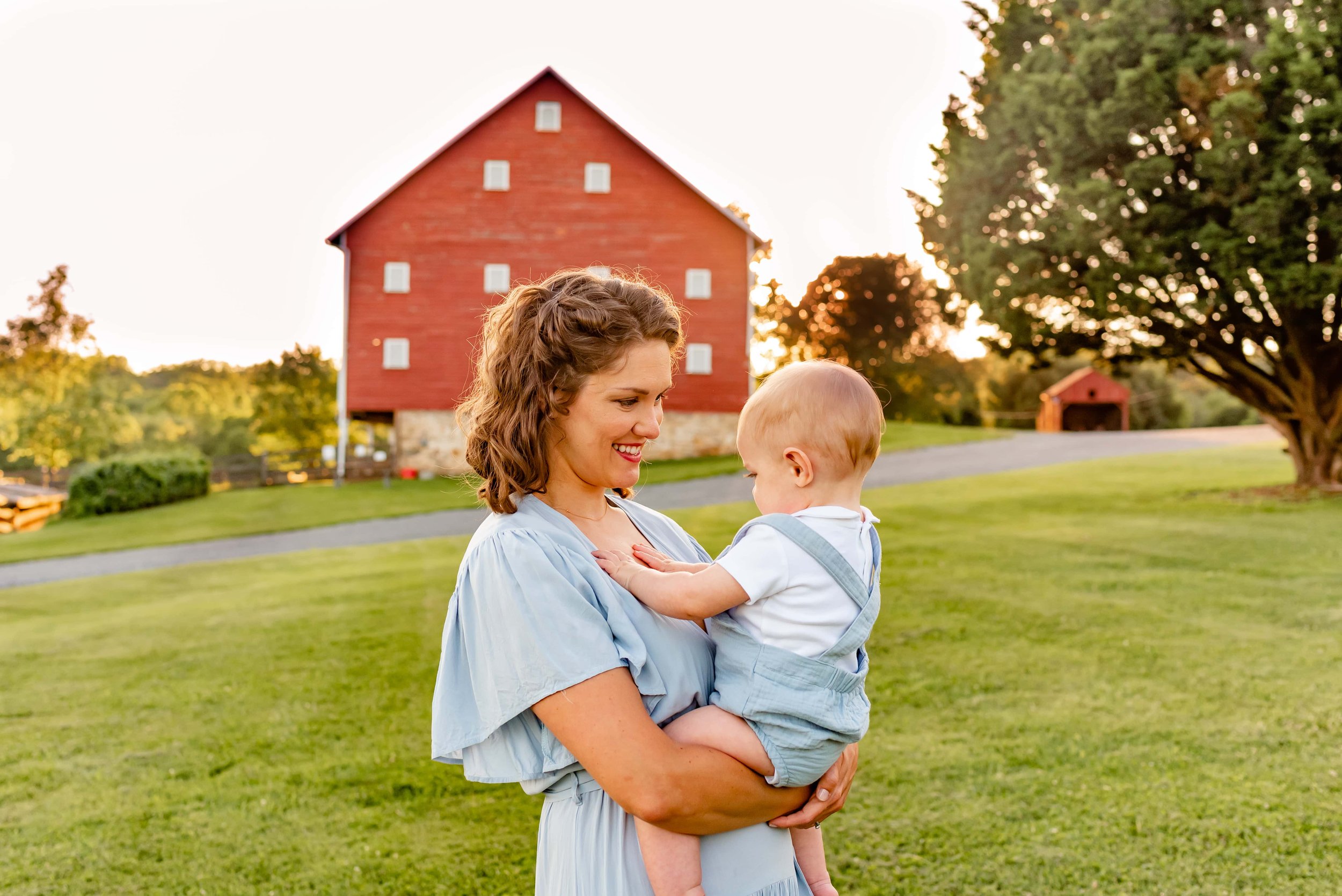 Maryland mom holding baby 