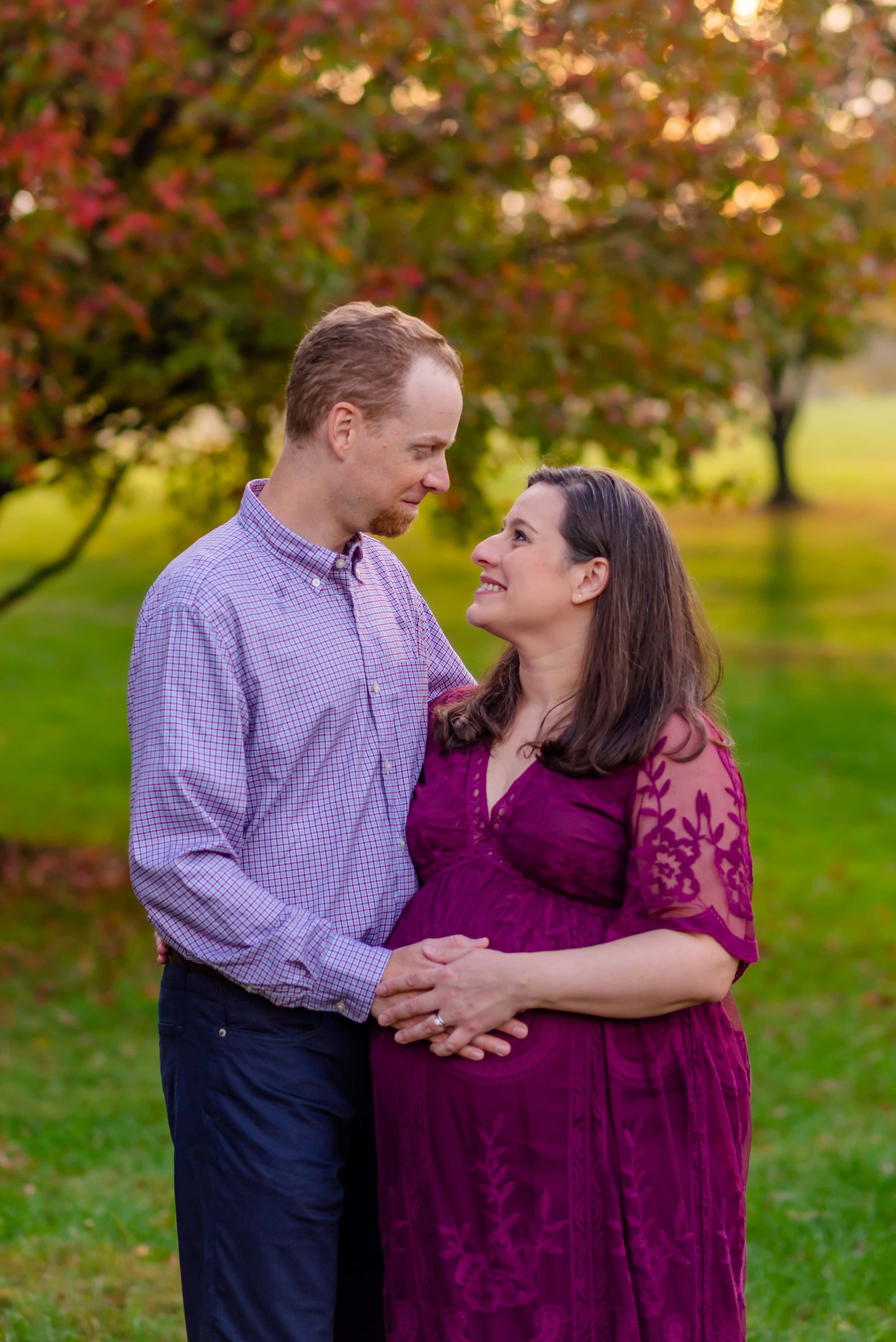 Maryland Maternity Photo - Husband and Wife Smiling