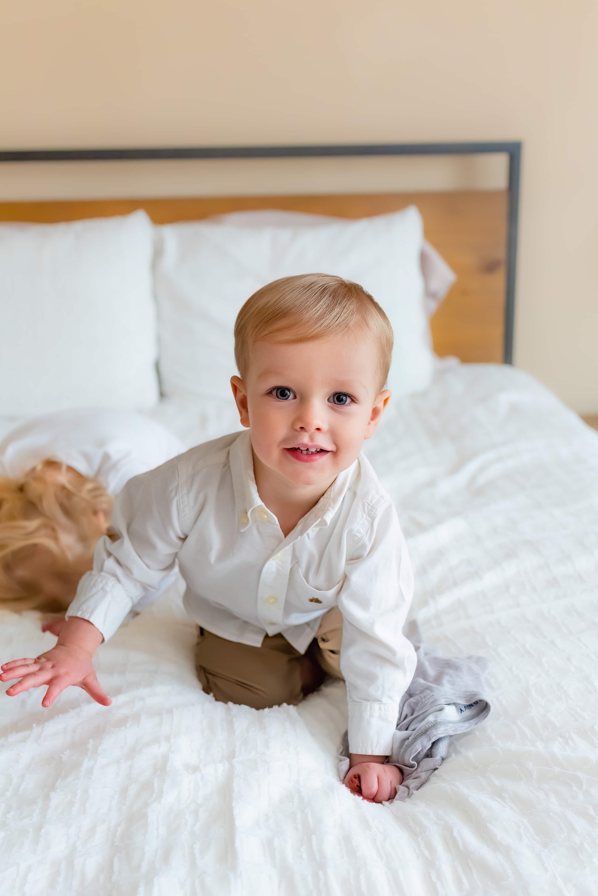 Maryland Lifestyle Newborn Photographer - toddler boy at newborn session 