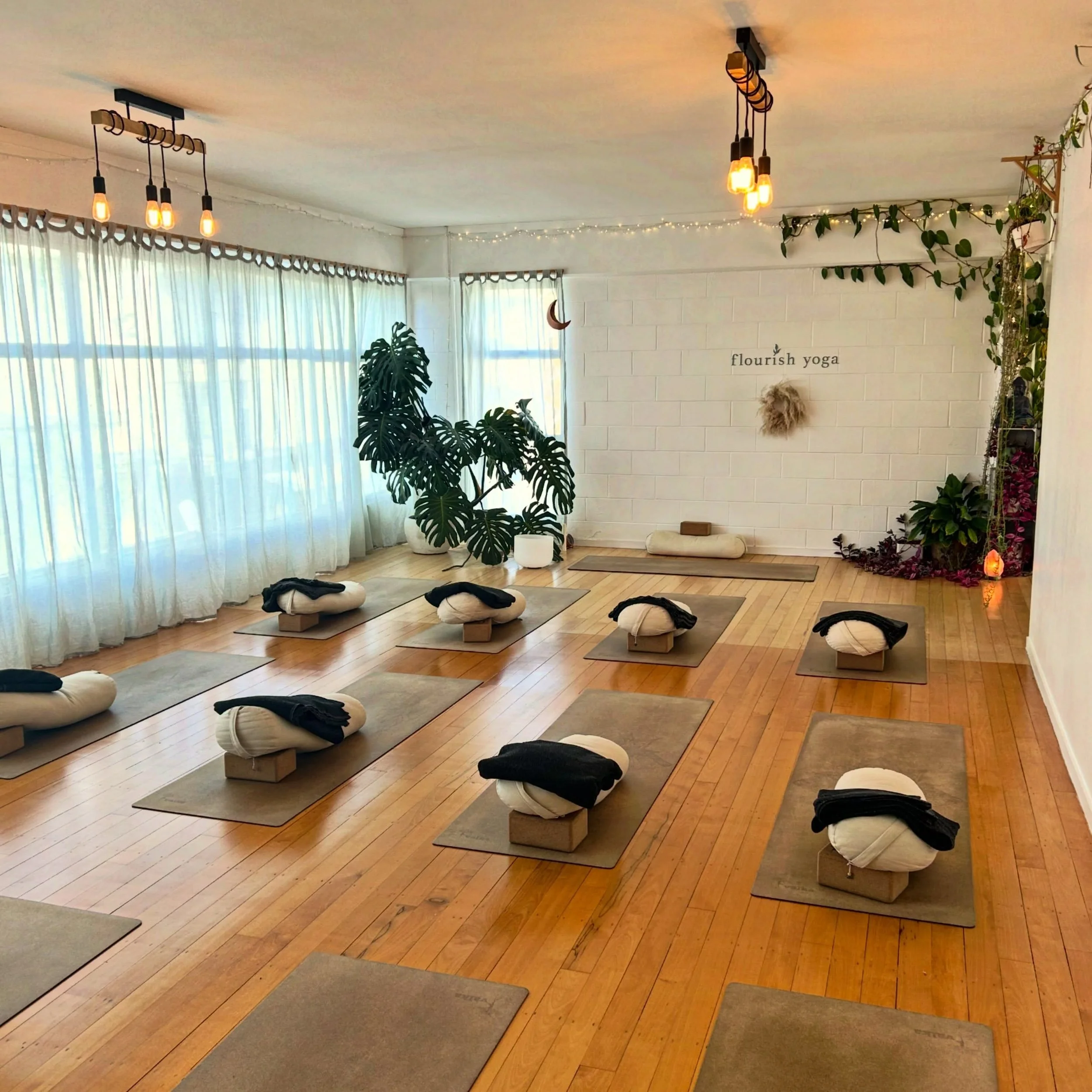 Cancel your plans.

Actually... don&rsquo;t.

Make this the plan ✨

Come and spend Friday evening horizontal, wrapped in blankets, while someone else tells you to do less.

Honestly, it&rsquo;s a pretty excellent way to start the weekend.

🕯️ Restor